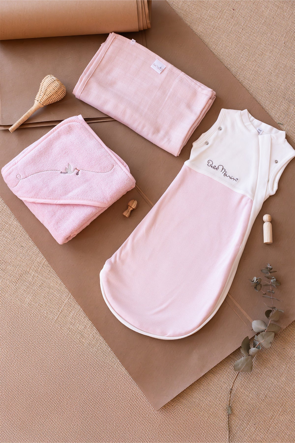 Irya-Bebemarin 3'lü Organik Yenidoğan Hediye Seti Pembe | Battaniye, Tulum, Kundak-Kundak-1-Milagron.com
