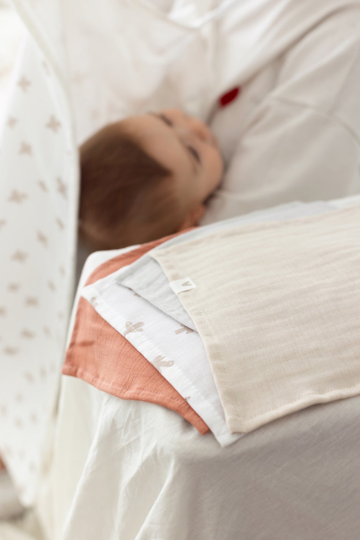 Irya-Colors Of Joy 4'lü Organik Pamuk İki Katlı Müslin Ağız Bezi-Ağız Bezi-1-Milagron.com