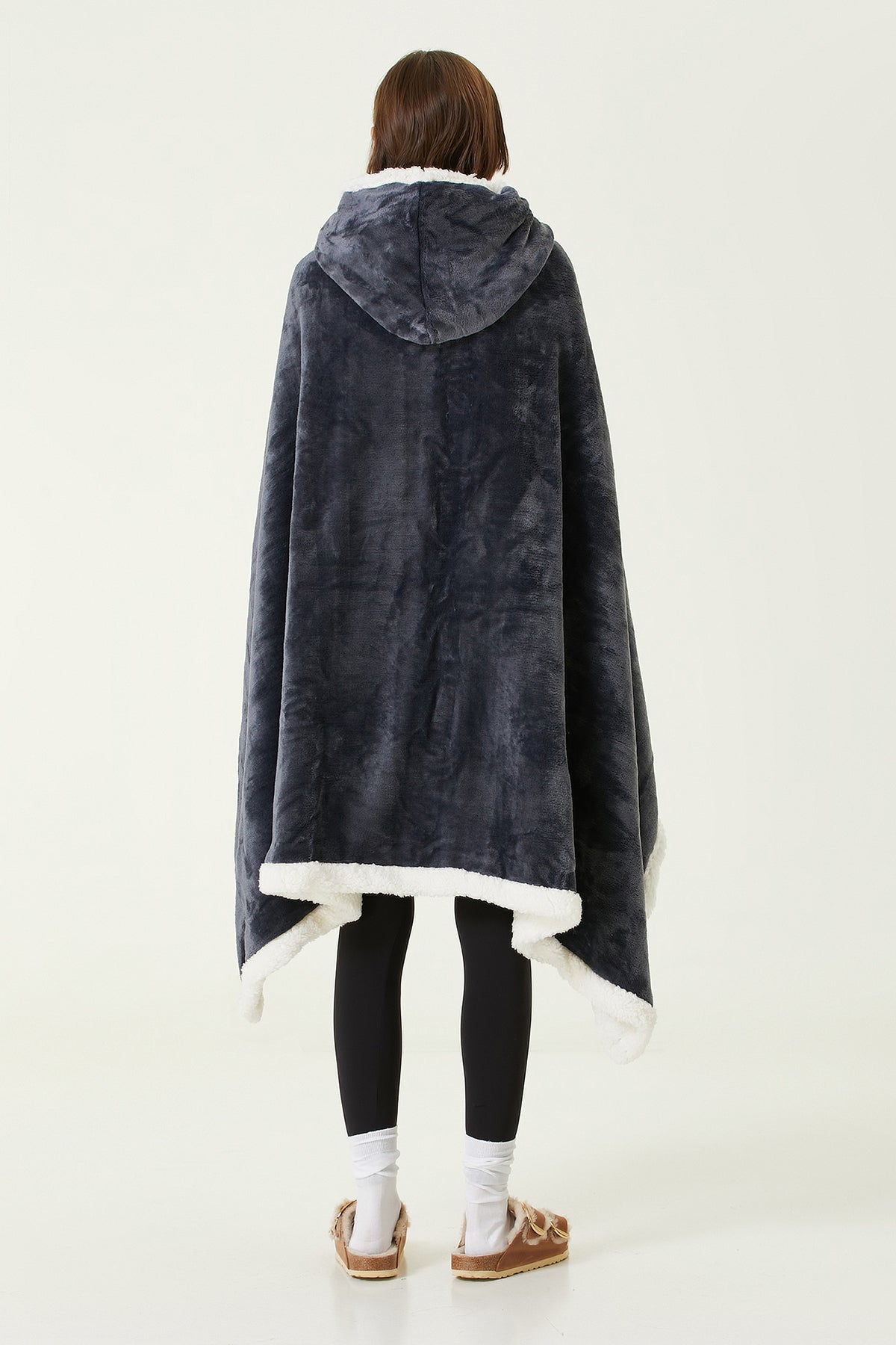 Irya-Es Parla Karmen Giyilebilir Battaniye Antrasit-Giyilebilir Battaniye-4-Milagron.com