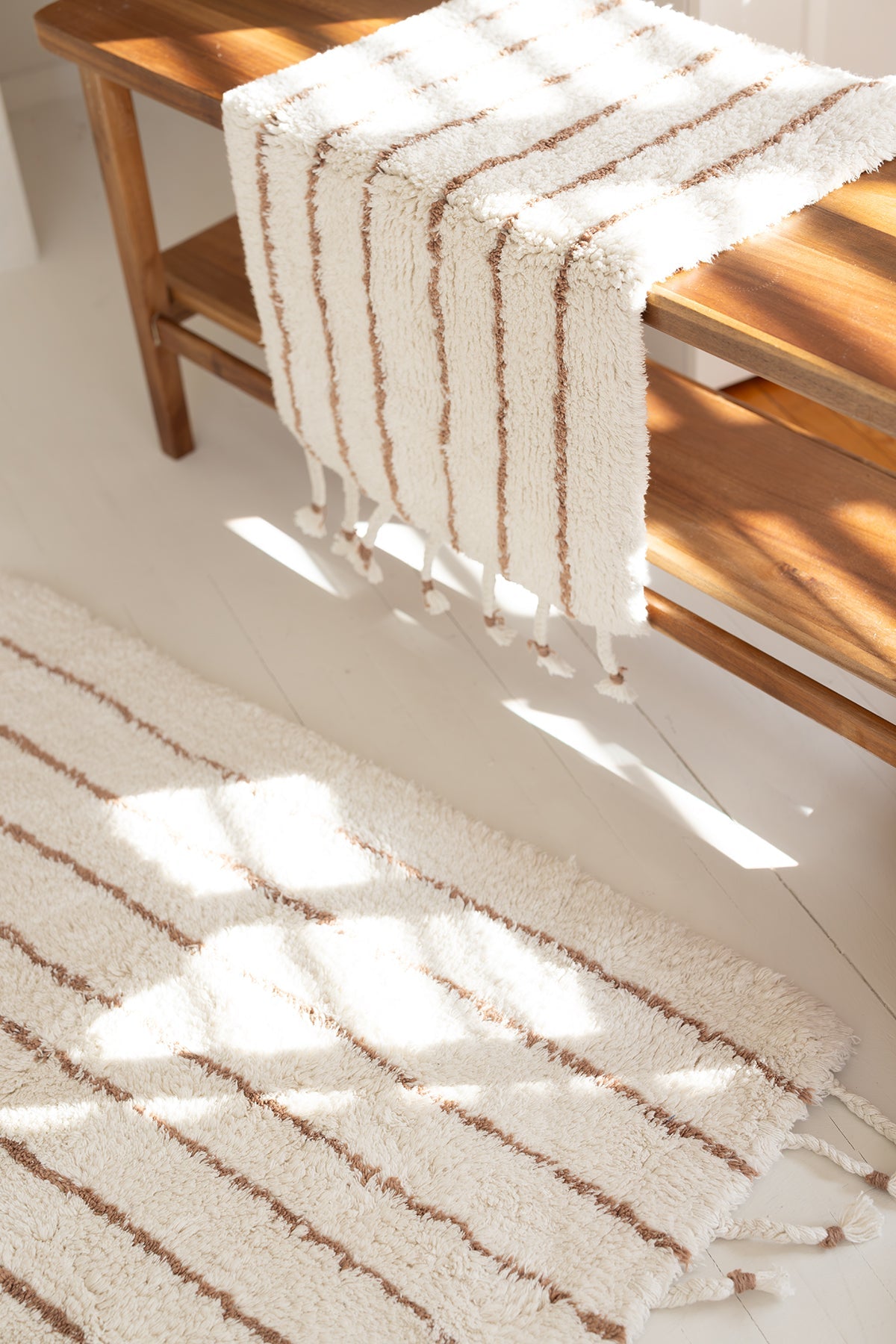 Irya-In Lines 2’li Takım Banyo Paspası %100 Pamuk 40x60 + 60x90 Bej çizgili-Banyo Paspası-2-Milagron.com