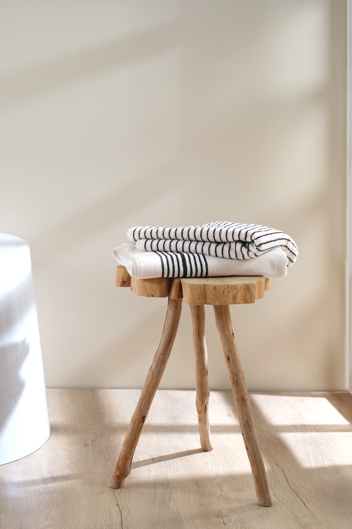 Irya-In & Out Lines İpliği Boyalı Setli Havlu-Havlu-2-Milagron.com