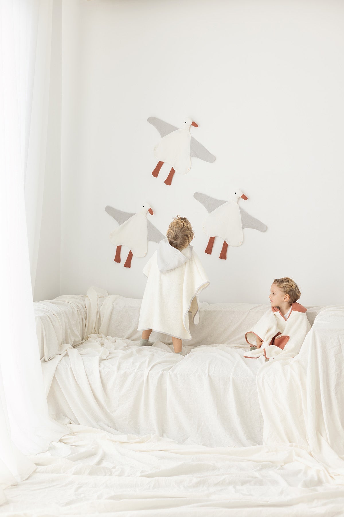 İRYA-Joy Of Colors Organik Pamuk Müslin Detaylı Çocuk Panço Gri-Panço-5-Milagron.com