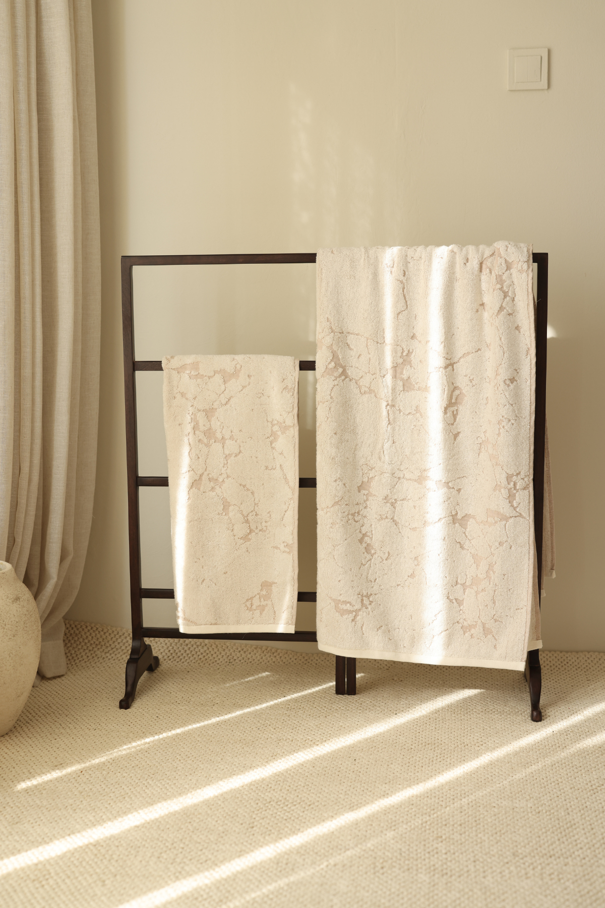 İRYA-Marble %100 Pamuk Jakarlı Büyük Banyo Havlusu 90X150 Cm Krem-Havlu & Havlu Setleri-2-Milagron.com