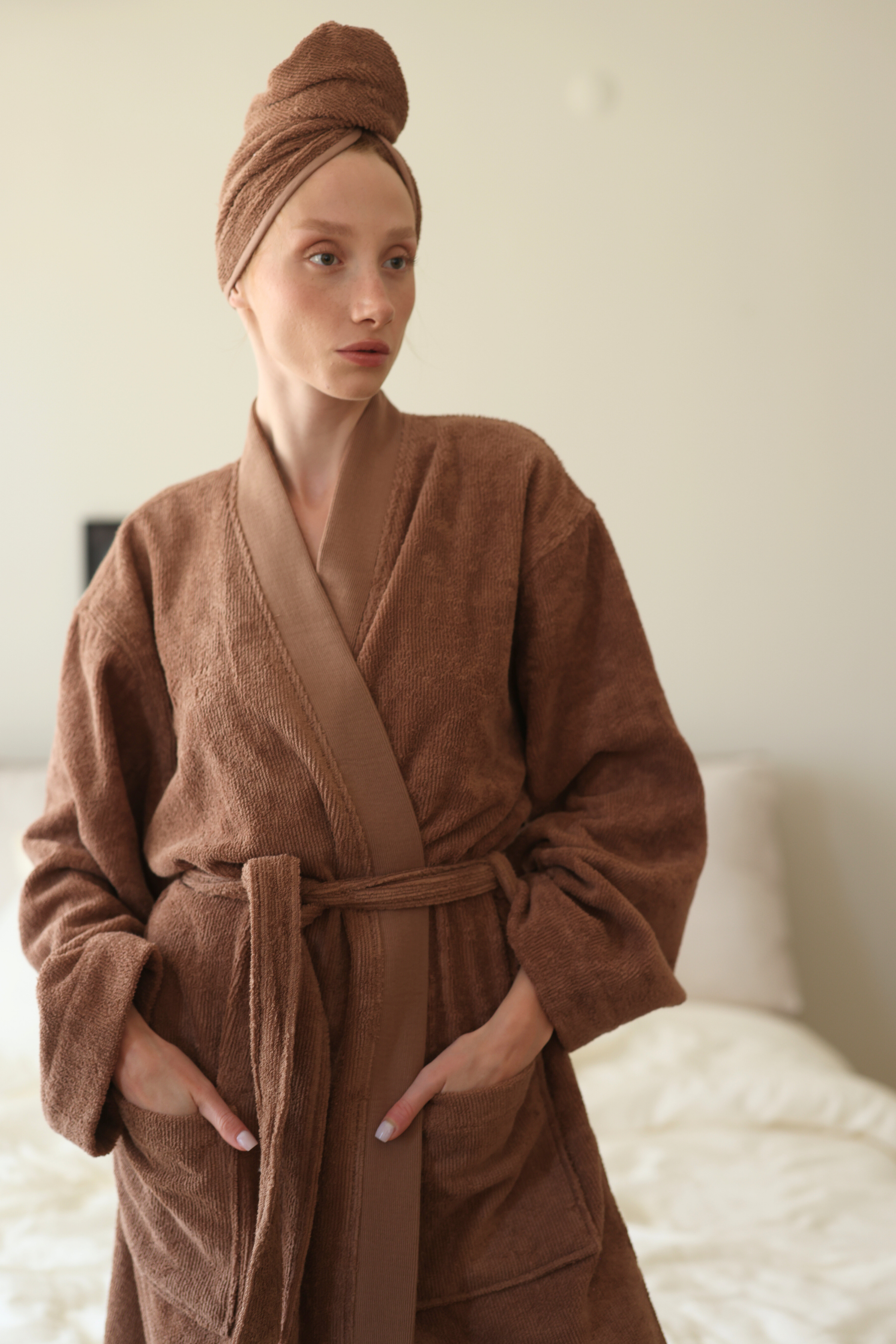 İRYA-Solena Düğmeli Havlu Bone Kahve-Bornoz-2-Milagron.com