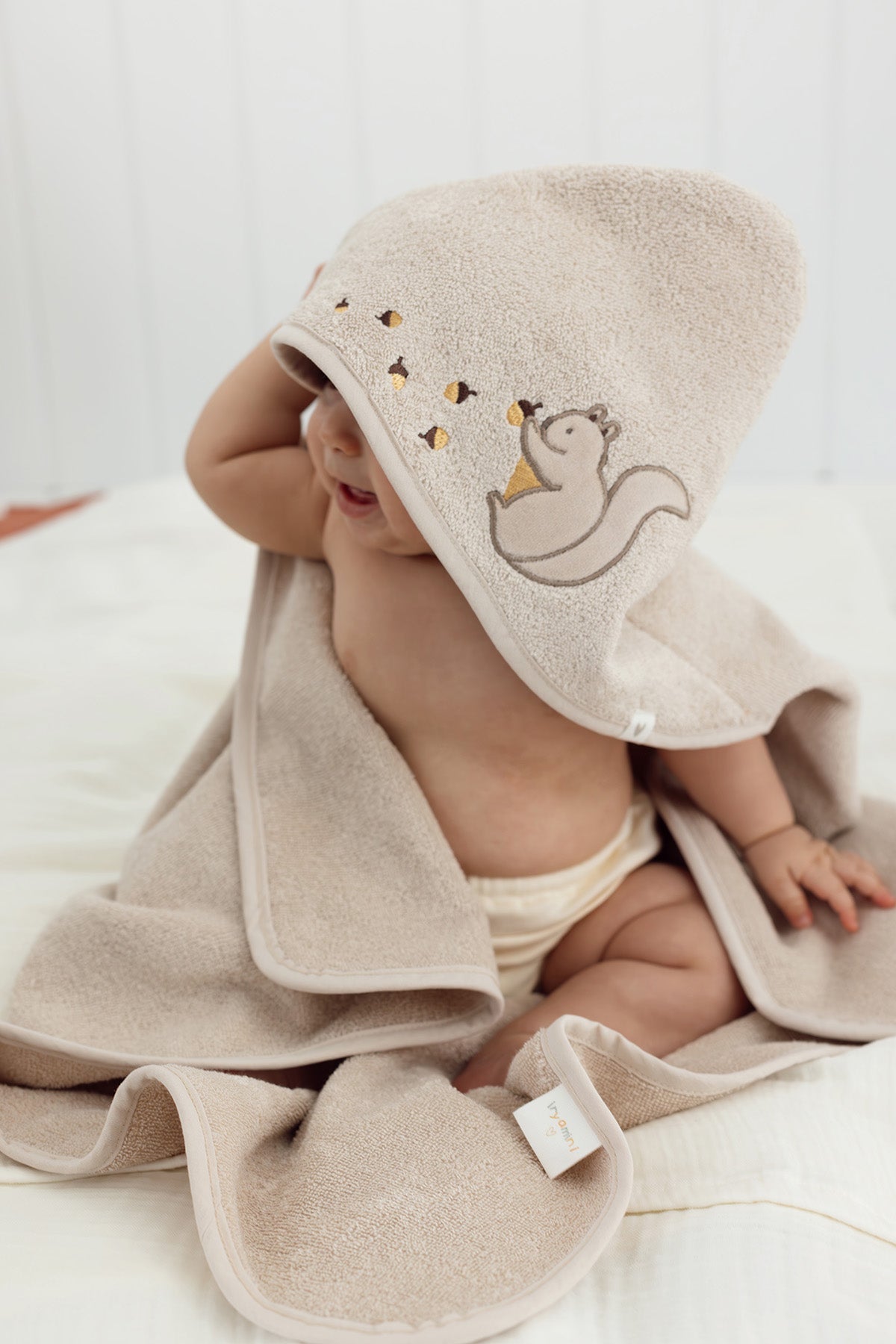 İRYA-Tiny Squirrel Organik Pamuk Nakışlı Bebek Kundak Bej 75X75-Kundak-1-Milagron.com