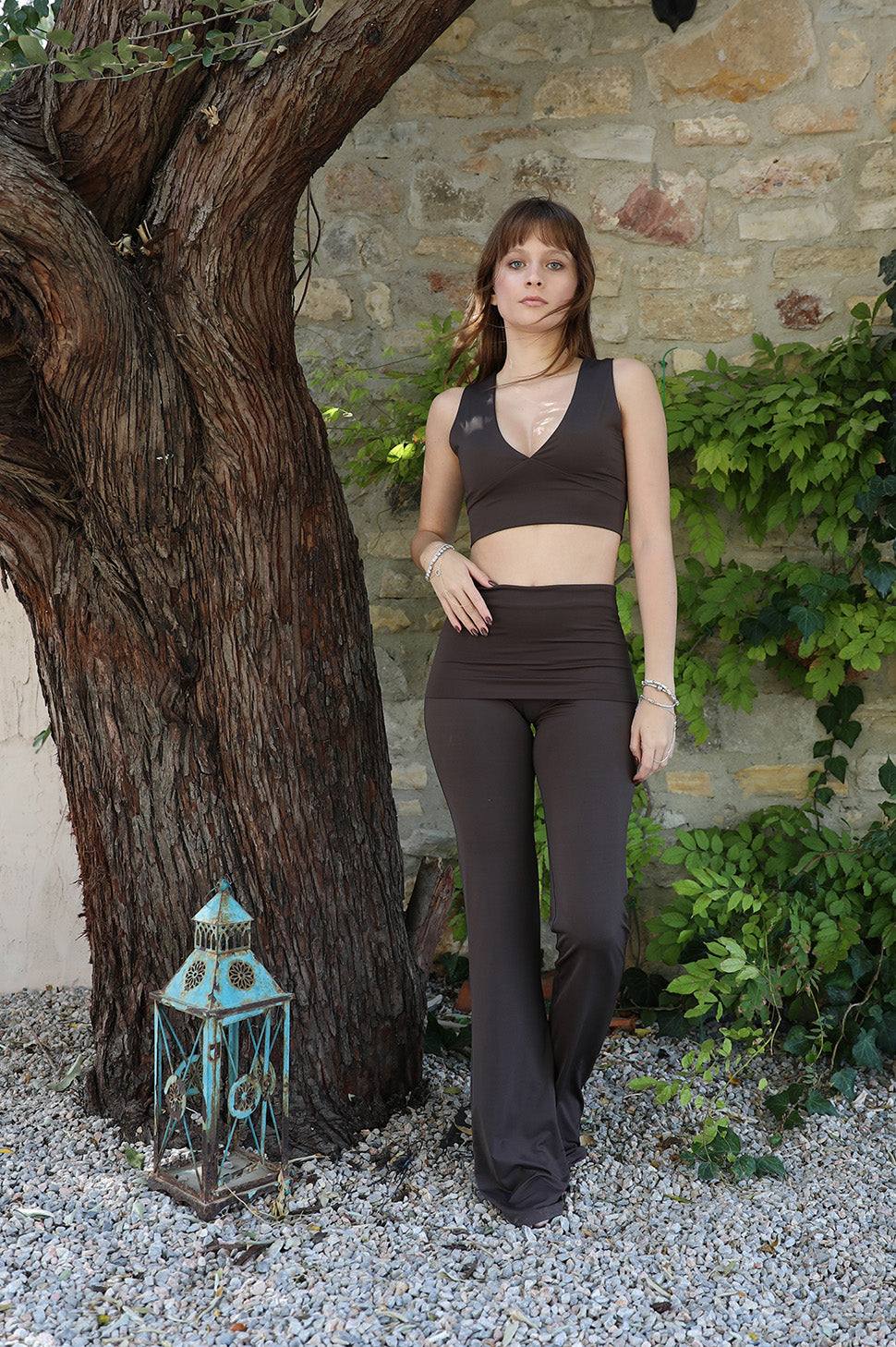 Iamlovein-Coffee Bean' Lina Crop Top-Crop Top-1-Milagron.com