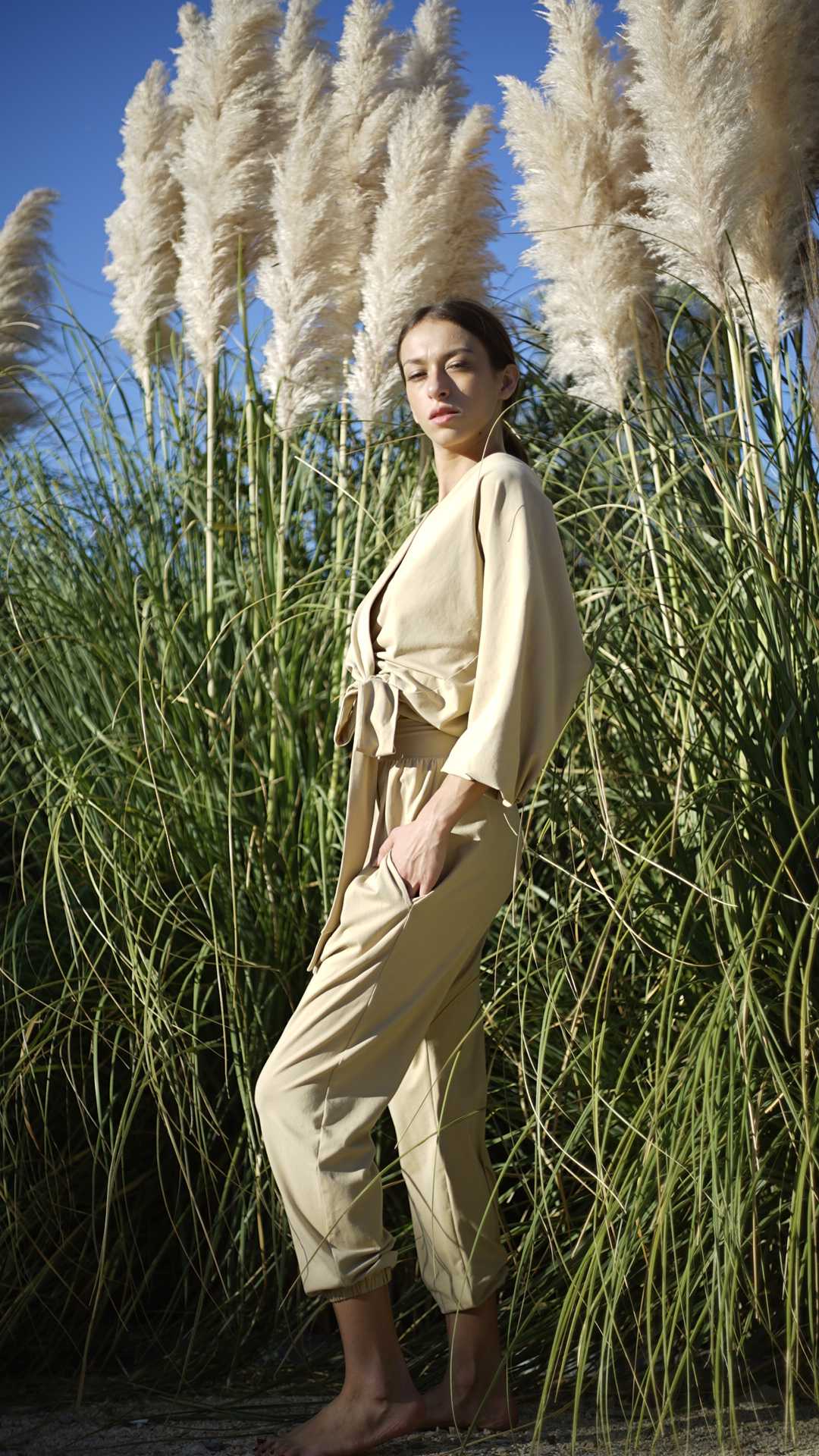 Iamlovein-Cream' Uttana Jacket & Shalwar Set-Alt - Üst Takım-2-Milagron.com