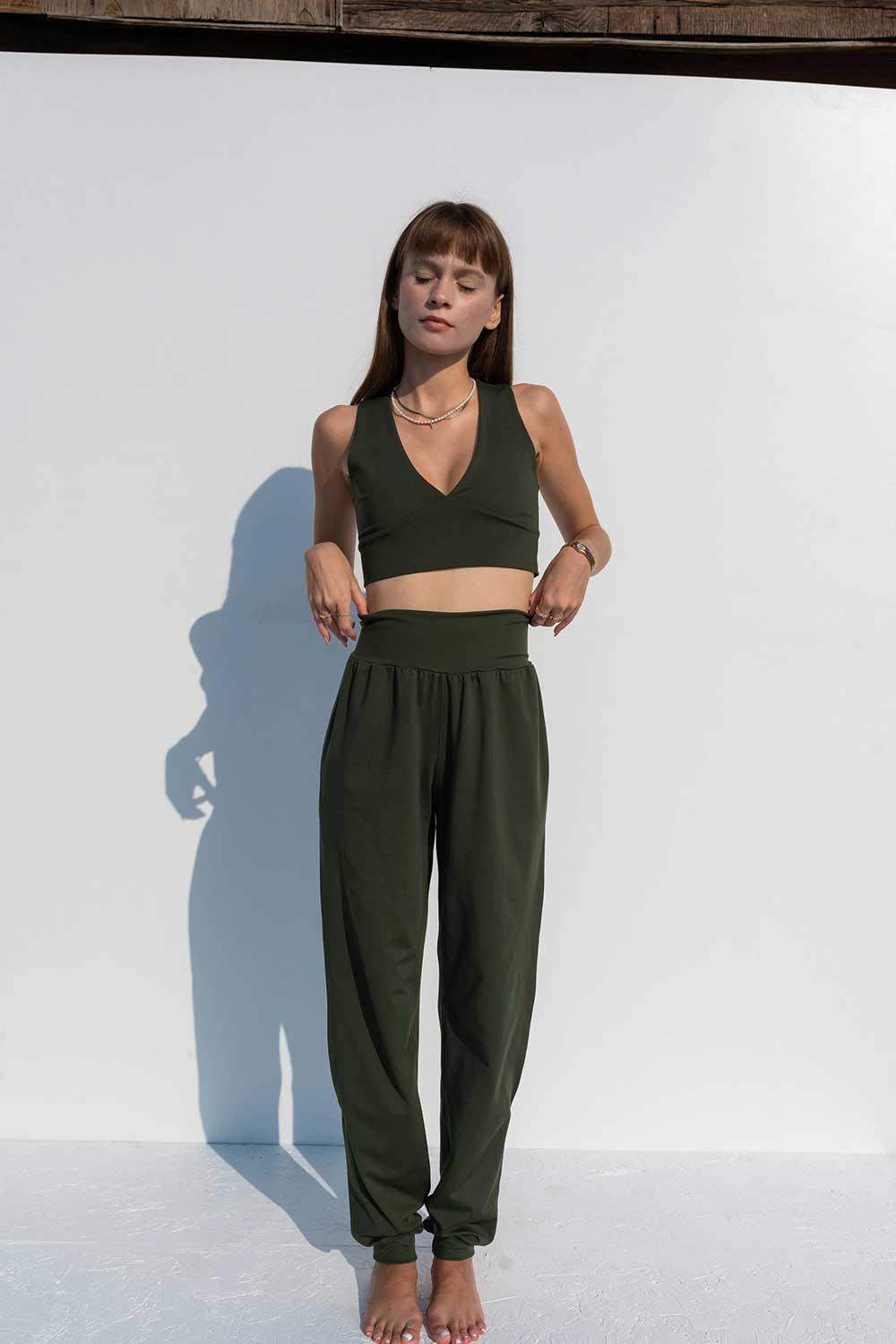 Iamlovein-Gaia Vijaya Shalwar-Pantolon-1-Milagron.com