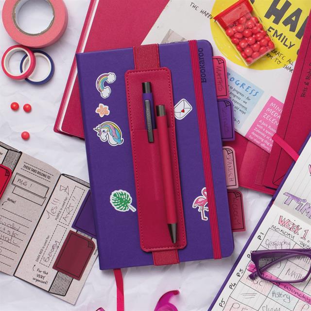 If-İf Bookaroo Pen Pouch Defter üstü Kalemlik Pink Pembe-Kitap Ayracı-6-Milagron.com