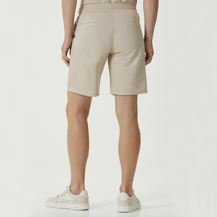 Iggy Morris-Leo-Şort-2-Milagron.com