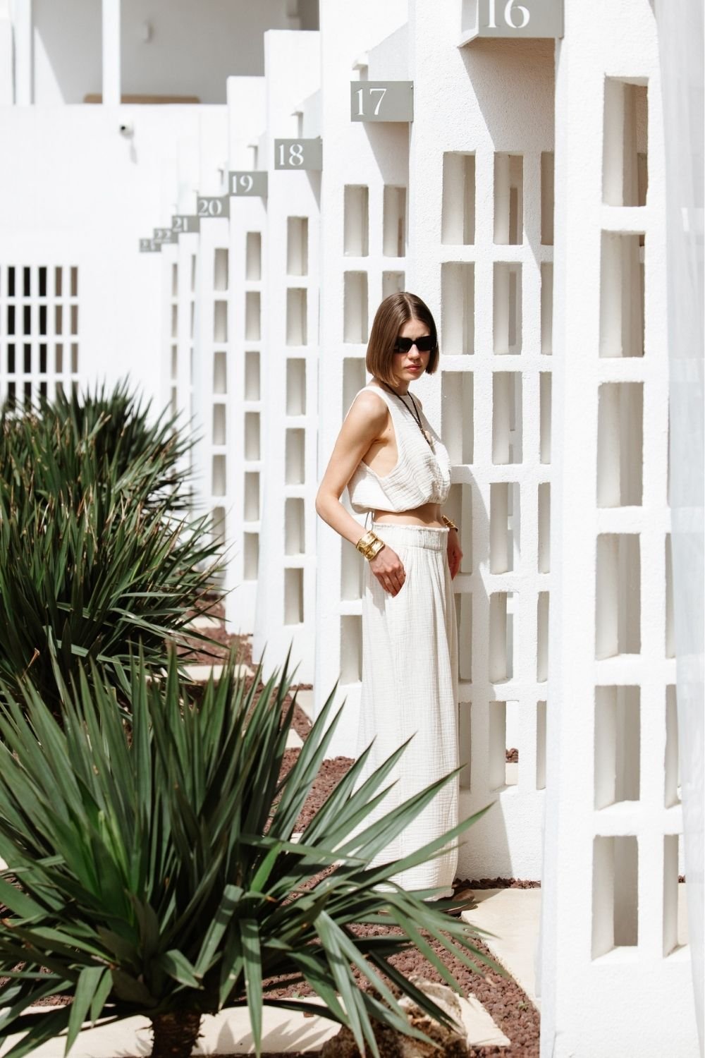 İkikız-Crinkle Linen Kolsuz Crop Top-Top-4-Milagron.com