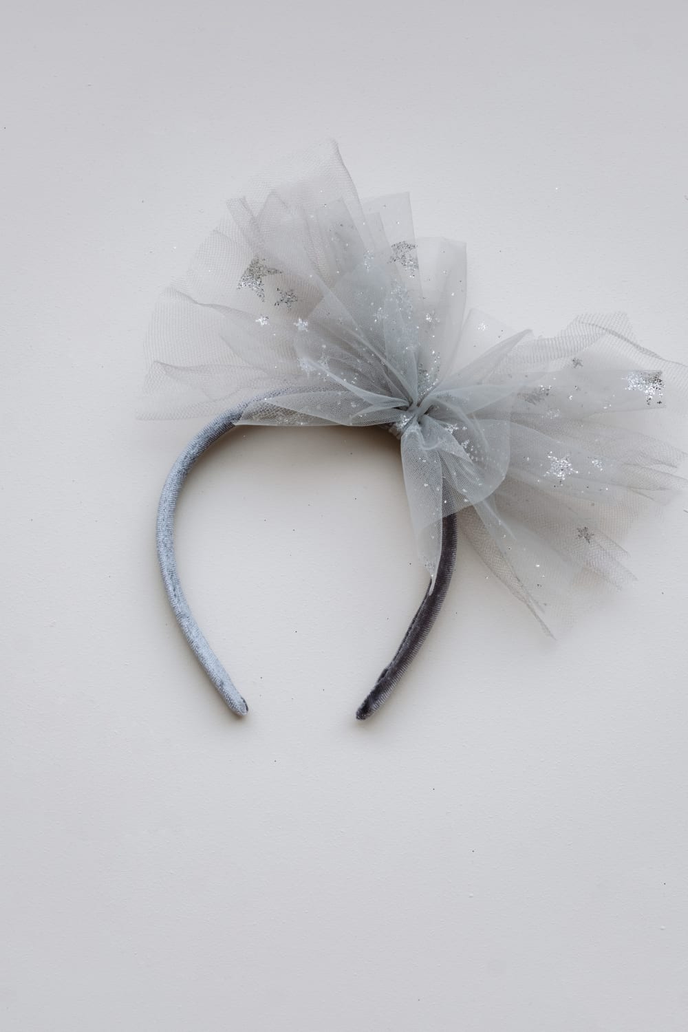 Ilo and Friends-Bowtie in Silver Taç-Saç Aksesuarı-1-Milagron.com