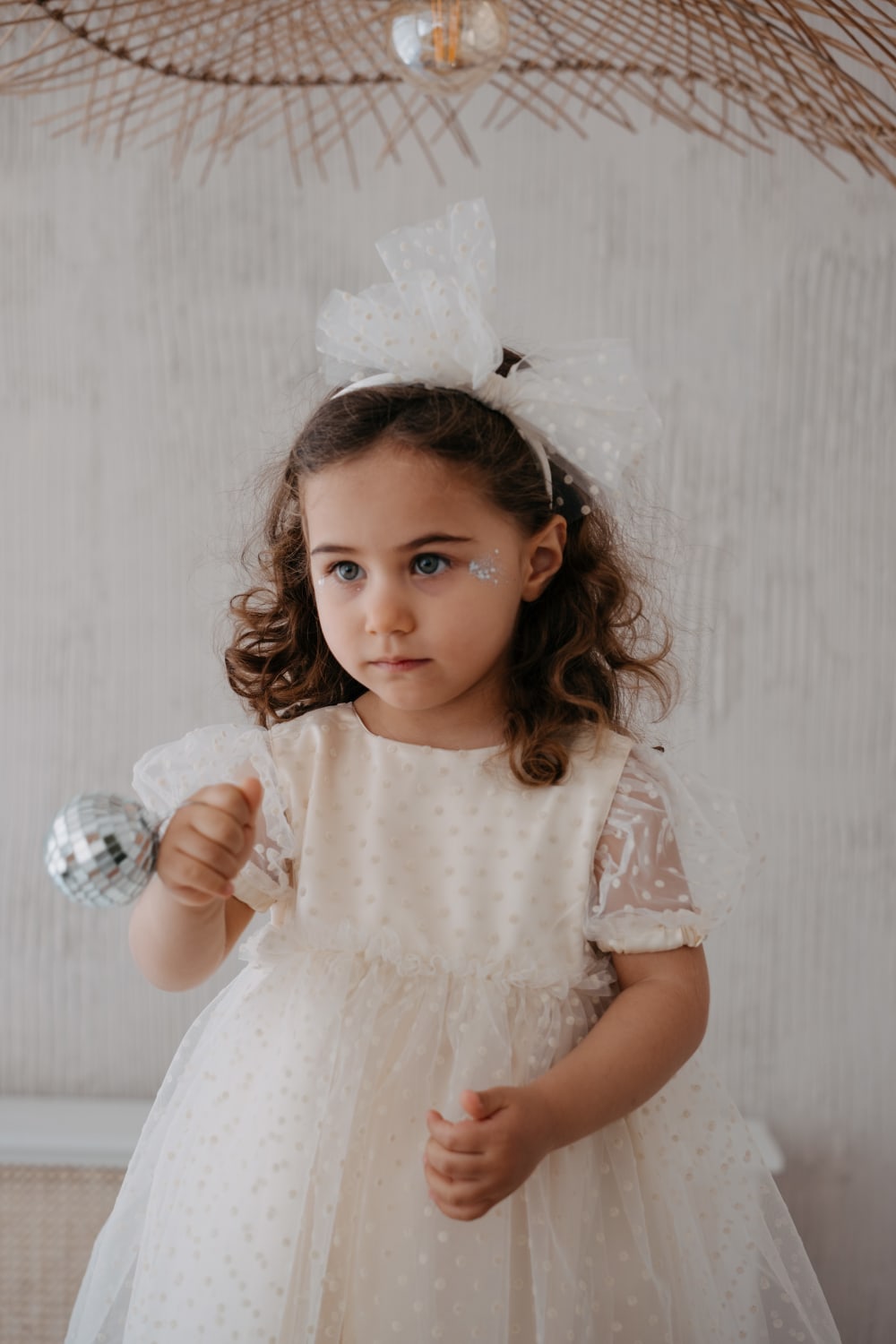 Ilo and Friends-Bowtie in Spotty Taç-Saç Aksesuarı-2-Milagron.com