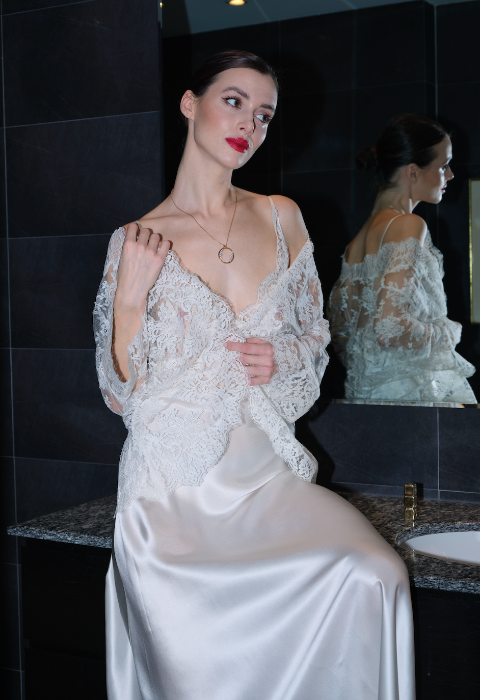 İpek Kıramer-Bride Lace Jacket Ecru-Ceket-1-Milagron.com