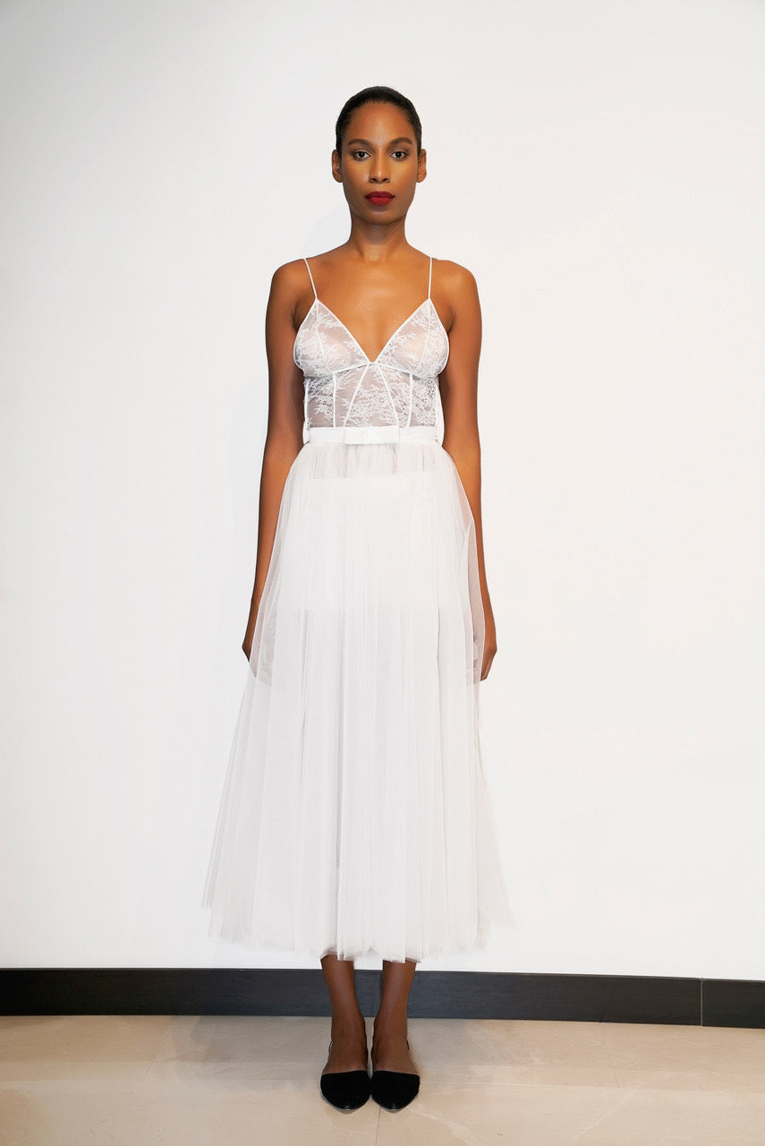 İpek Kıramer-Fairy Tale Long Tulle Chemise Ecru-Sabahlık-1-Milagron.com