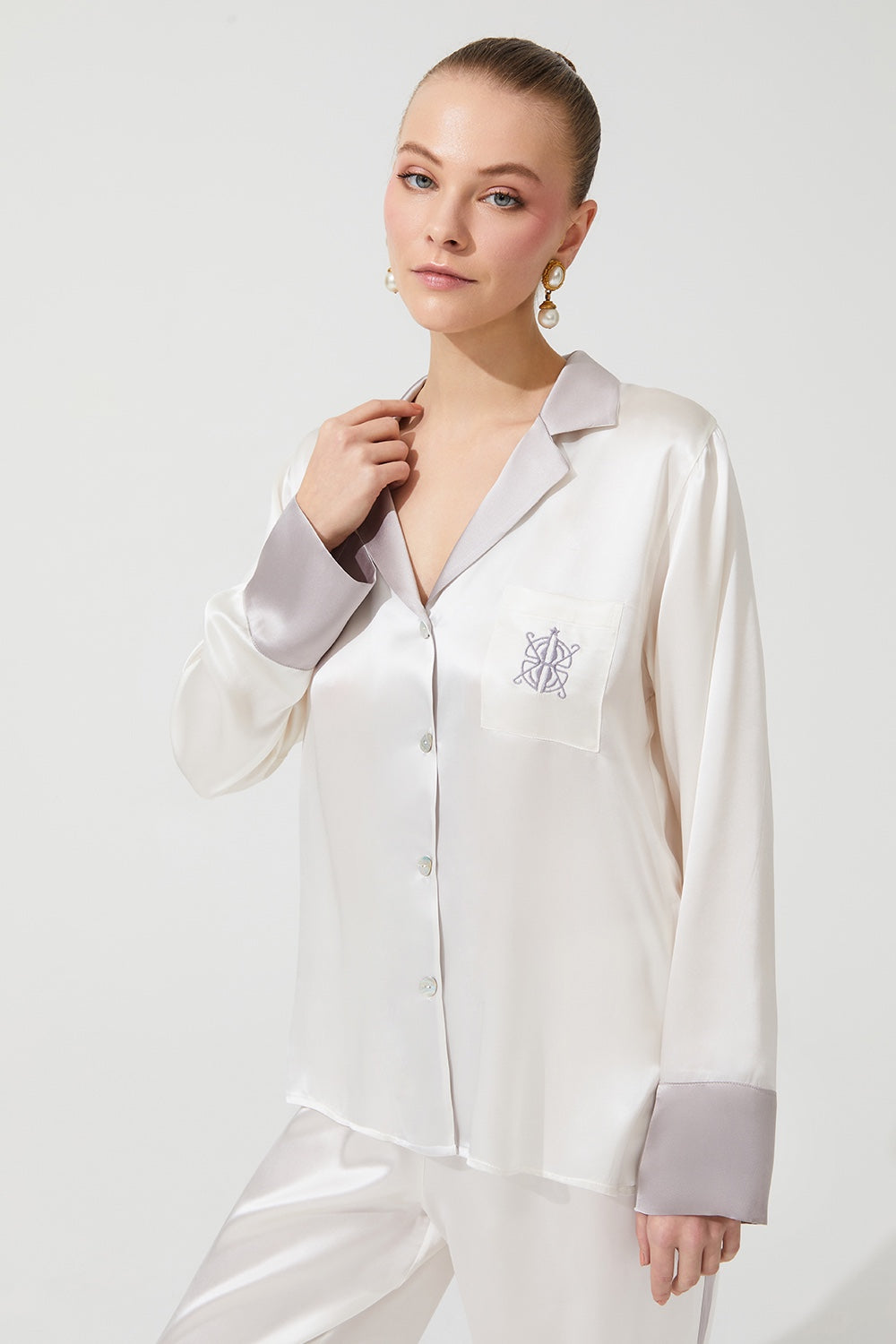 İpek Kıramer-Fi̇fi̇ Silk Pyjamas-Pijama Takımı-2-Milagron.com