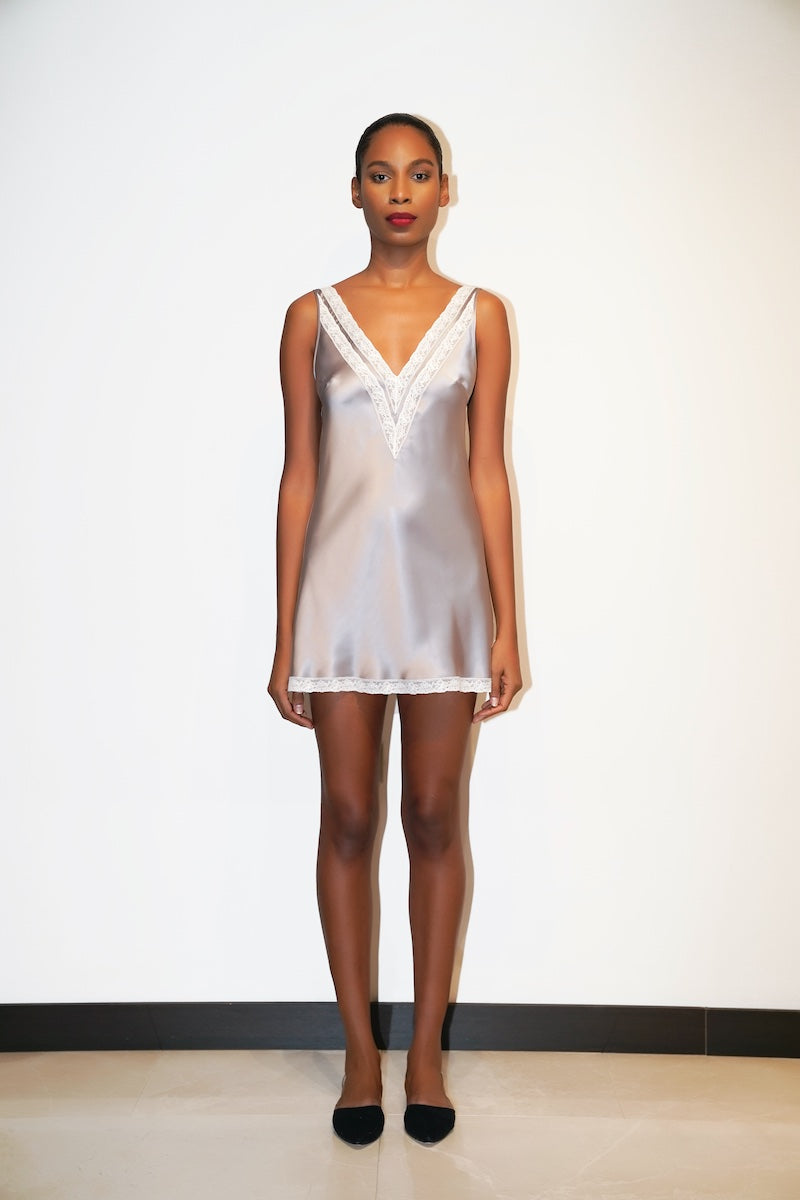 İpek Kıramer-Joy A Silk Short Chemise Gray-Gecelik-2-Milagron.com