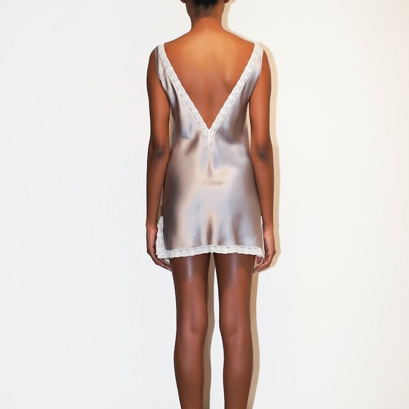 İpek Kıramer-Joy A Silk Short Chemise Gray-Gecelik-4-Milagron.com