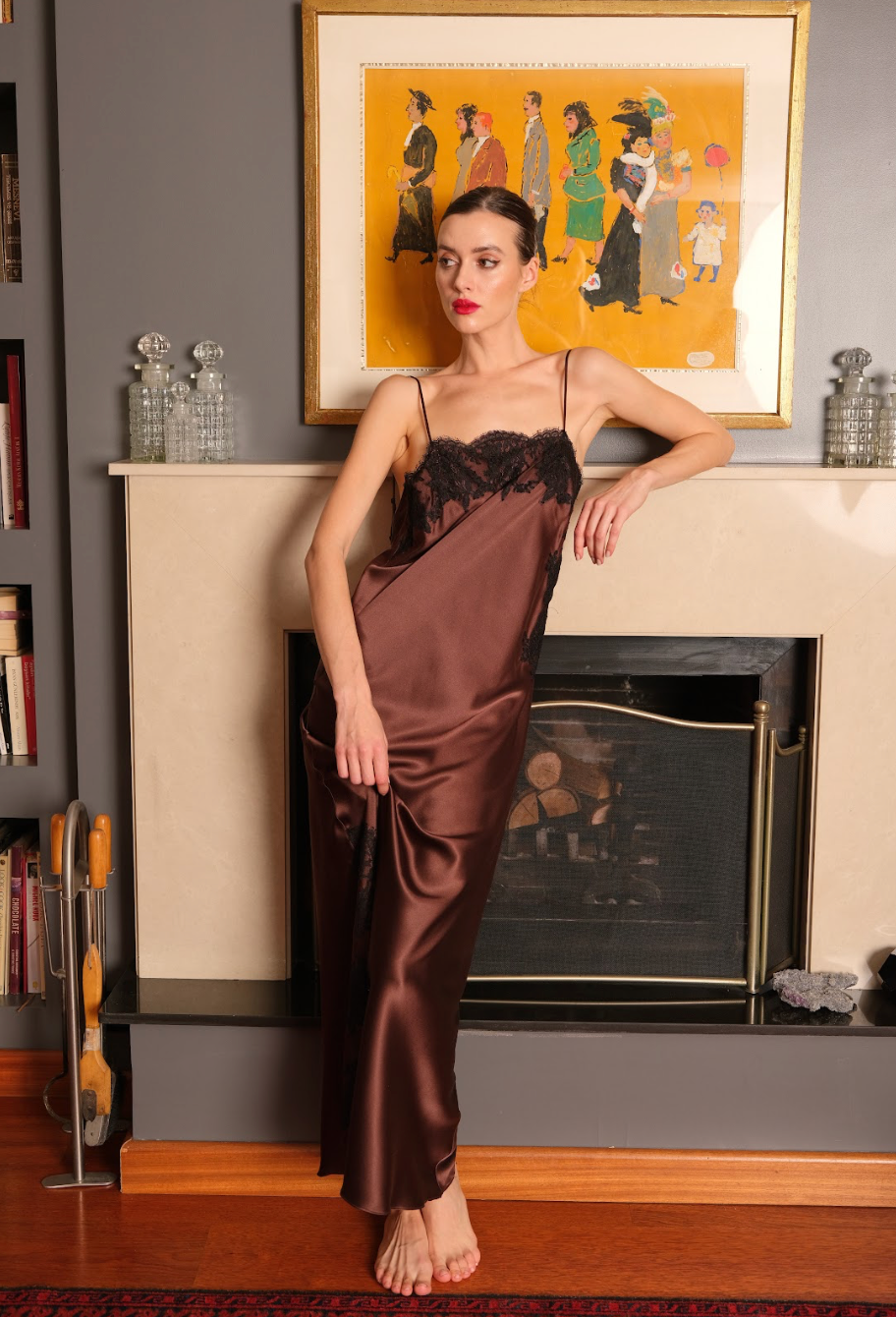 İpek Kıramer-Rita Silk Chemise Brown-Gecelik-1-Milagron.com
