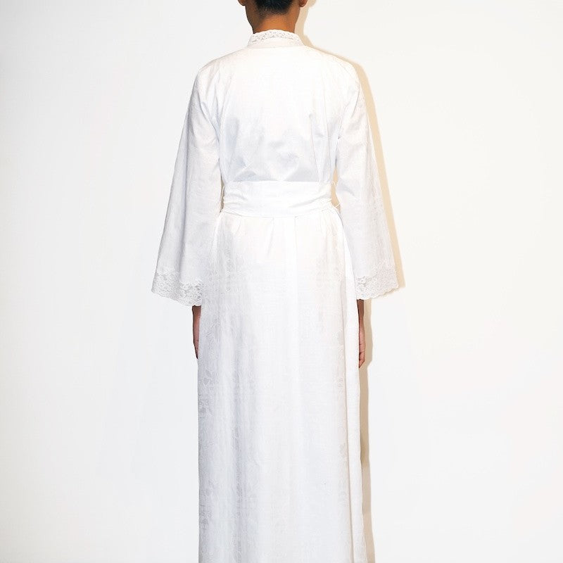 İpek Kıramer-Romance Cotton Robe White-Sabahlık-2-Milagron.com
