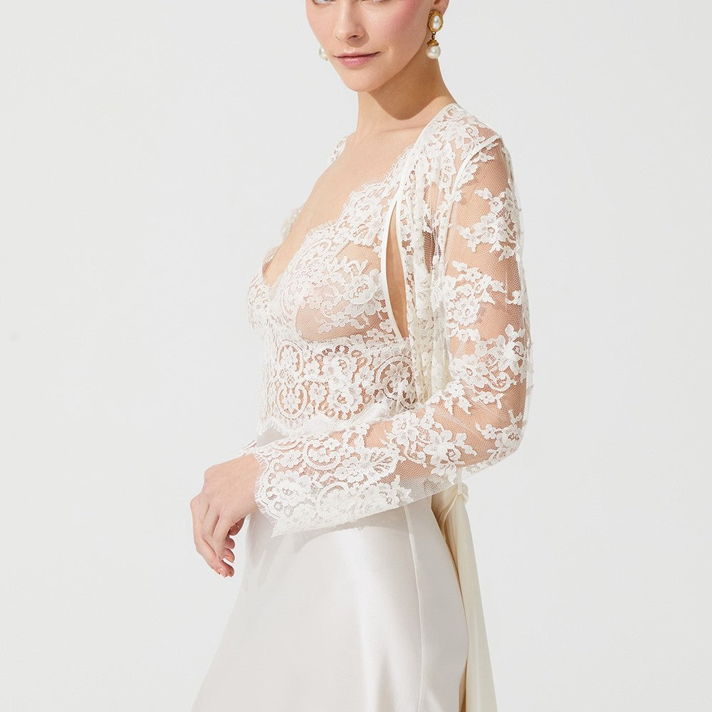 İpek Kıramer-Vampy Silk Lace Embroidered Long Suit Ecru-Gecelik-2-Milagron.com