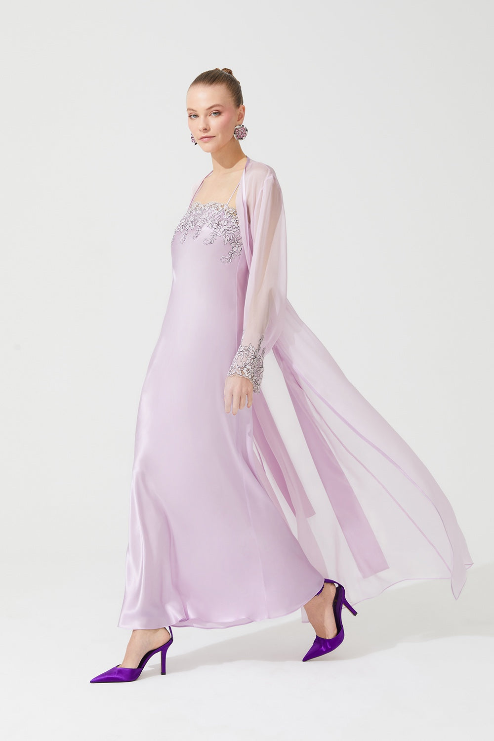 İpek Kıramer-Zen Silk Long Robe Pink-Sabahlık-2-Milagron.com