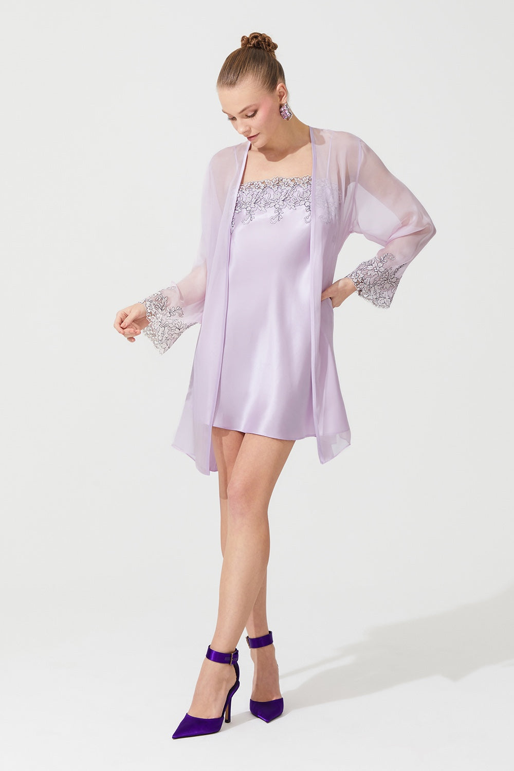 İpek Kıramer-Zen Silk Short Robe Pink-Sabahlık-1-Milagron.com