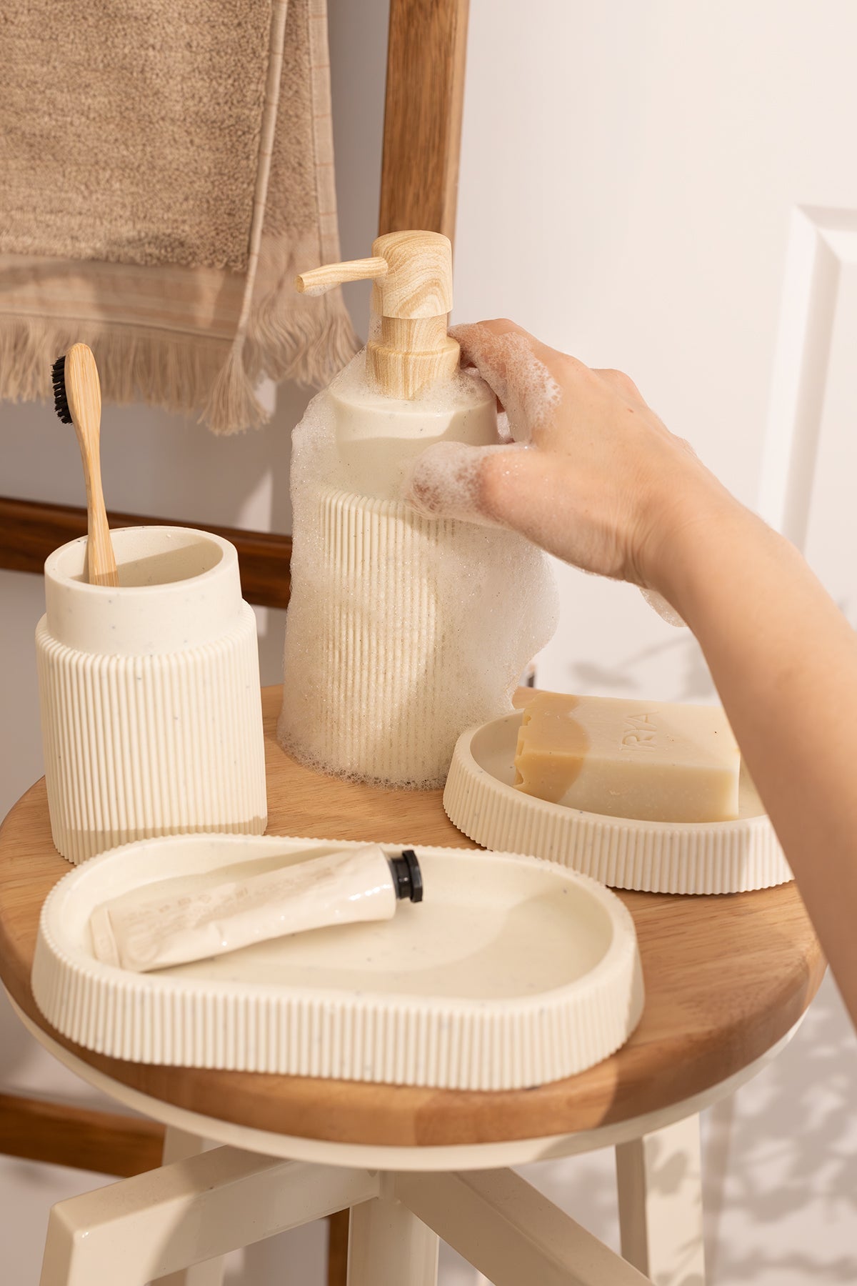 Irya-Earth 4 Parça Banyo Seti Bej-Banyo Seti-1-Milagron.com