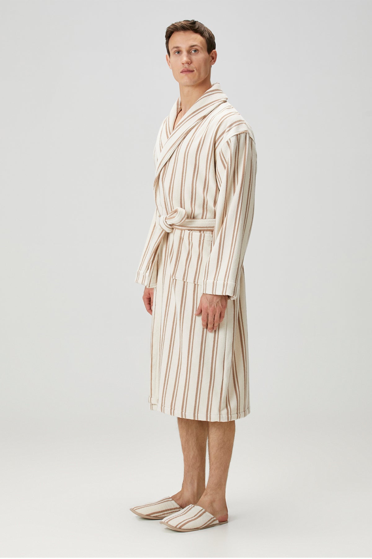 Irya-In Lines İpliği Boyalı Erkek Bornoz Mocha-Bornoz-3-Milagron.com