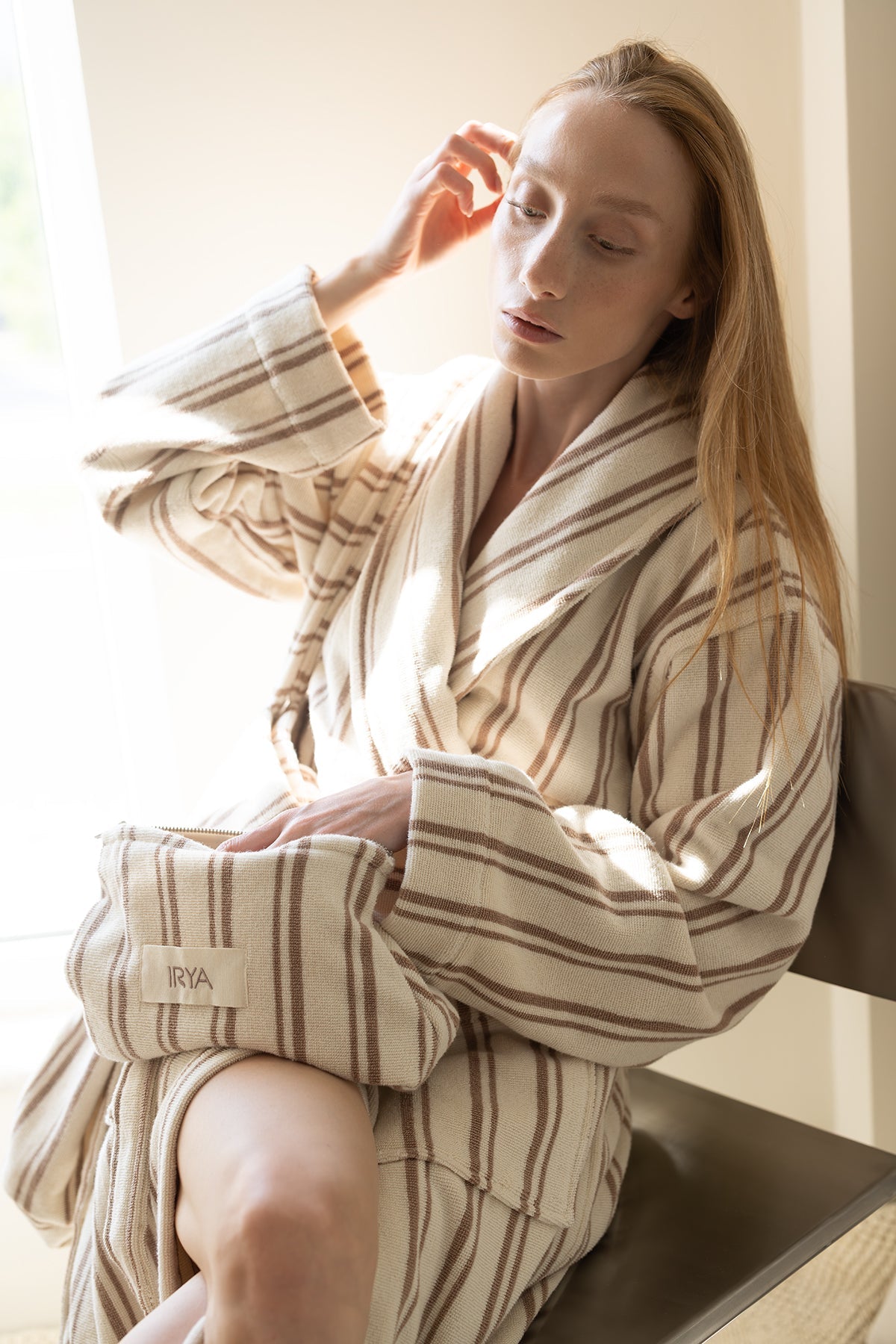 Irya-In Lines İpliği Boyalı Makyaj çantası Mocha-Makyaj Çantası-1-Milagron.com