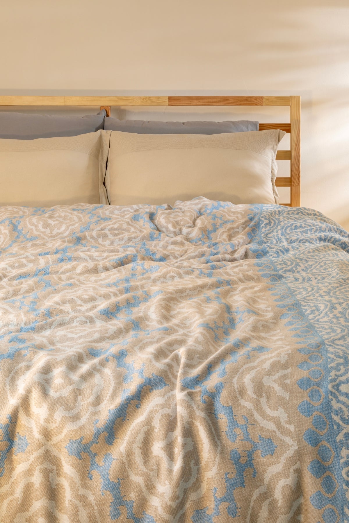 Irya-Lenna Pike 215x240-Pike-4-Milagron.com