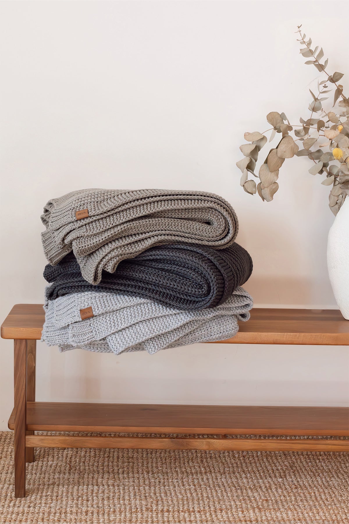 Irya-Mist Örme Battaniye 130x170 Açık Gri-Battaniye-6-Milagron.com