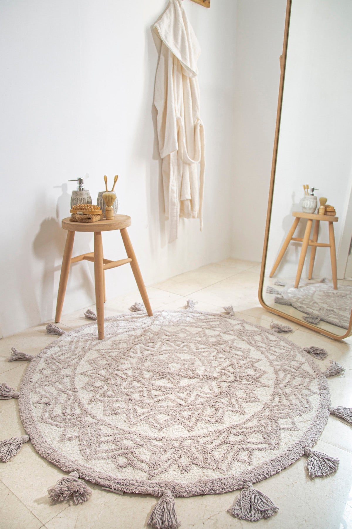 Irya-Pina Yuvarlak Banyo Paspası %100 Pamuk 100x100 Gri-Paspas-1-Milagron.com