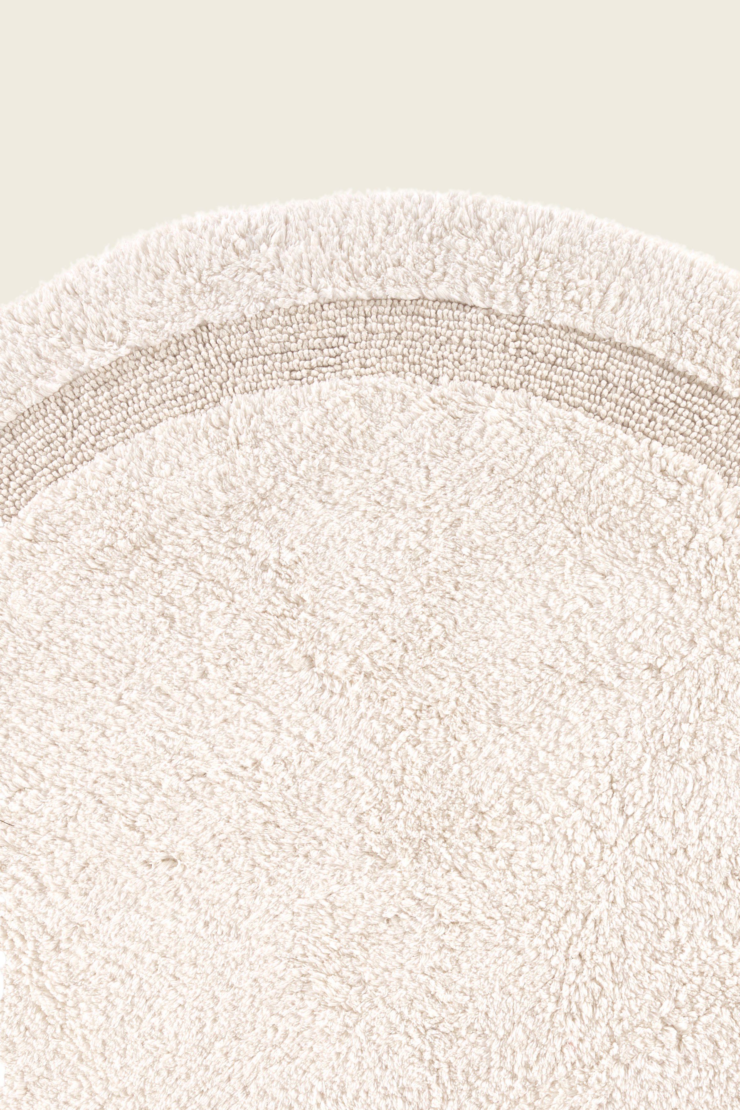 Irya-Puffed Yuvarlak Banyo Paspası %100 Pamuk 100x100 Ekru-Paspas-5-Milagron.com