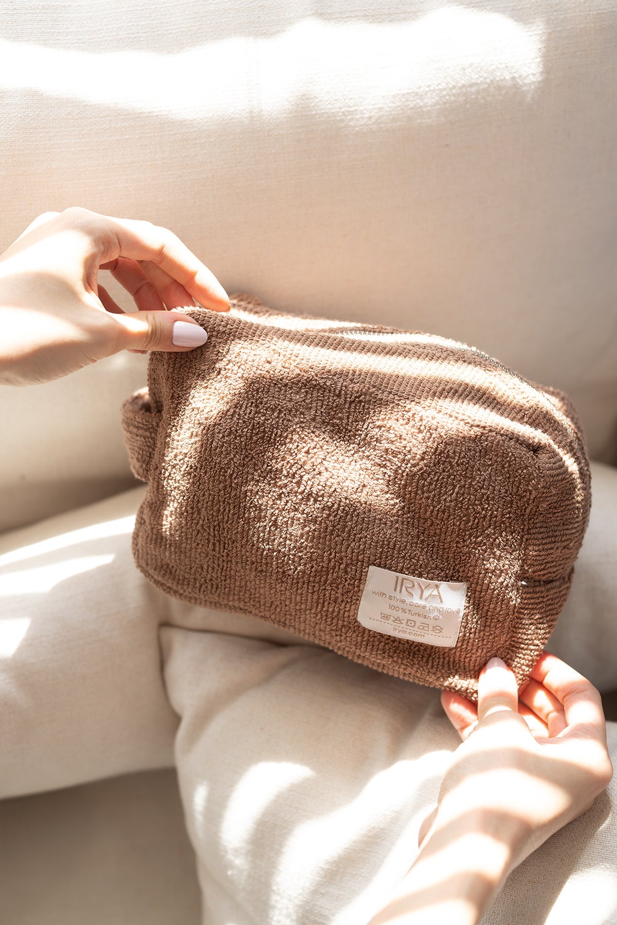 İRYA-Solena %100 Pamuk Havlu Bakım çantası Mocha-Makyaj Çantası-1-Milagron.com