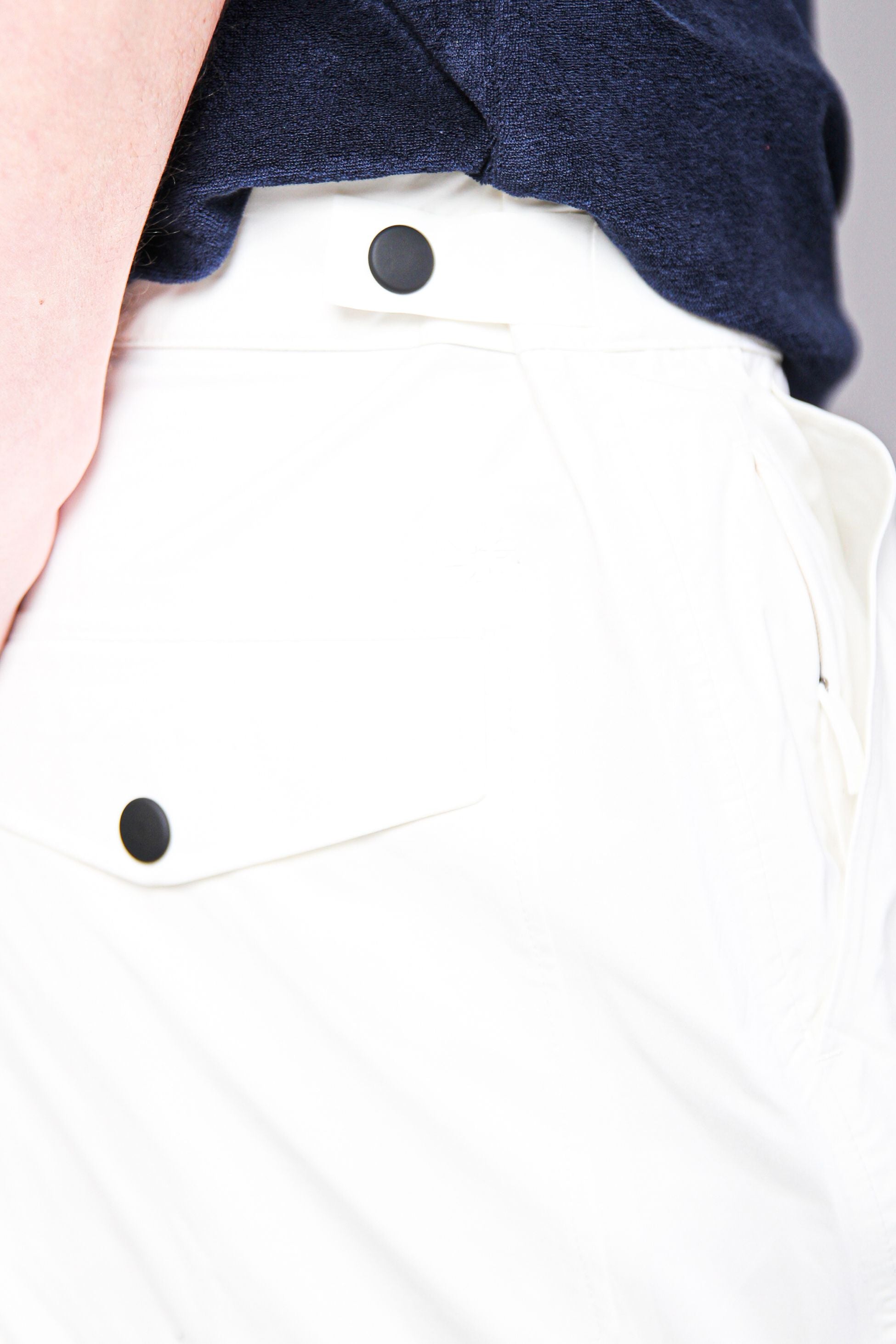 Isaora-Fly Short-Şort-4-Milagron.com