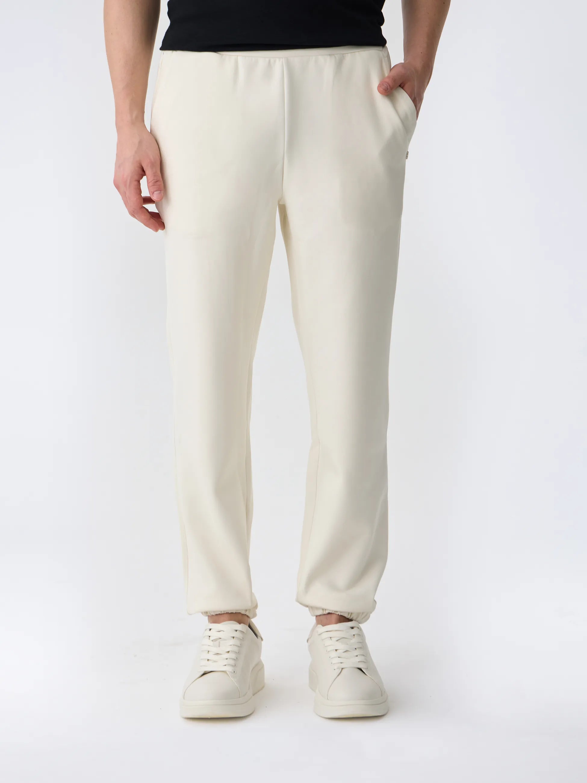 Isaora-Giza Cotton Jogger-9-Milagron.com