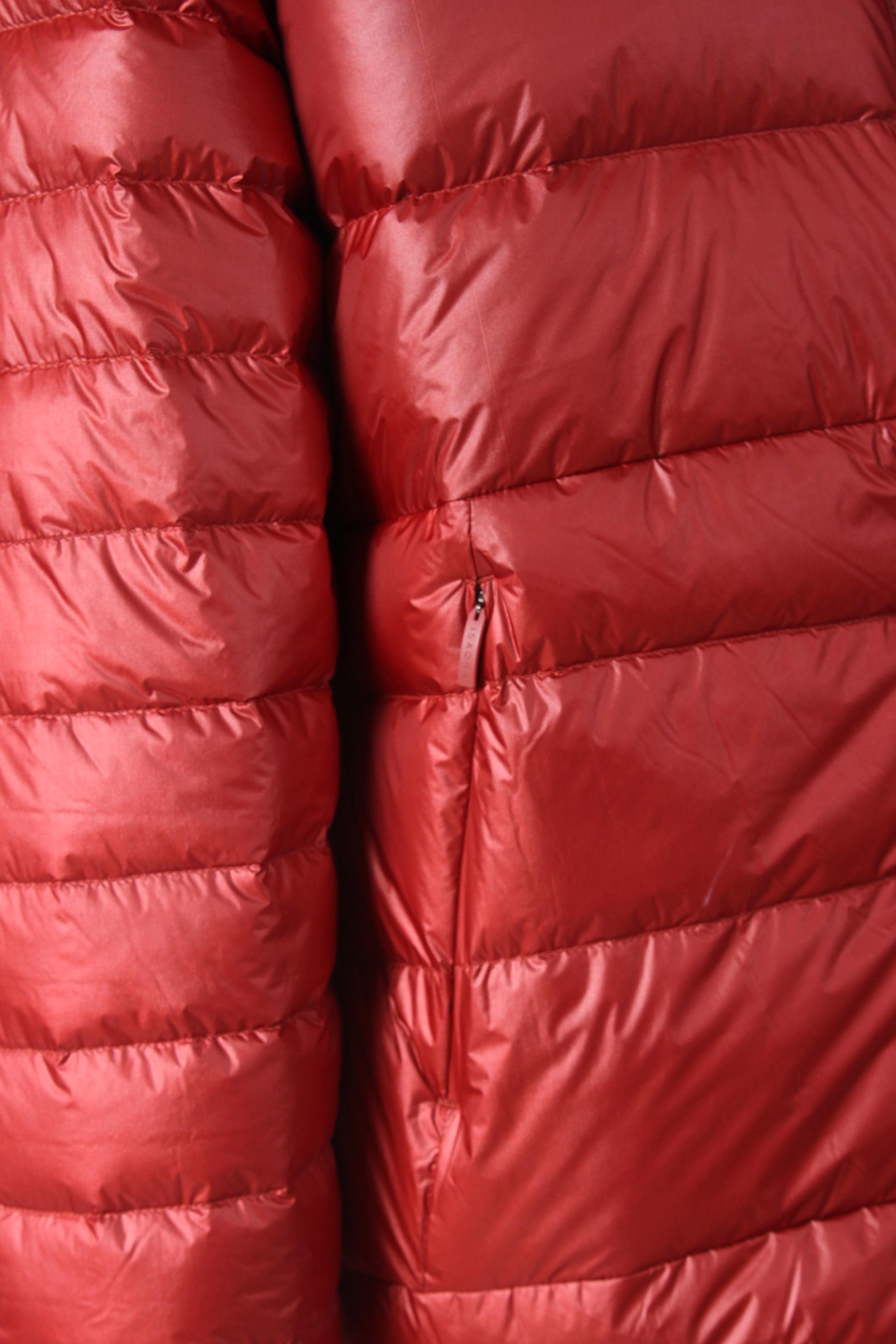 Isaora-Hooded Bold Down Jacket-Mont-25-Milagron.com