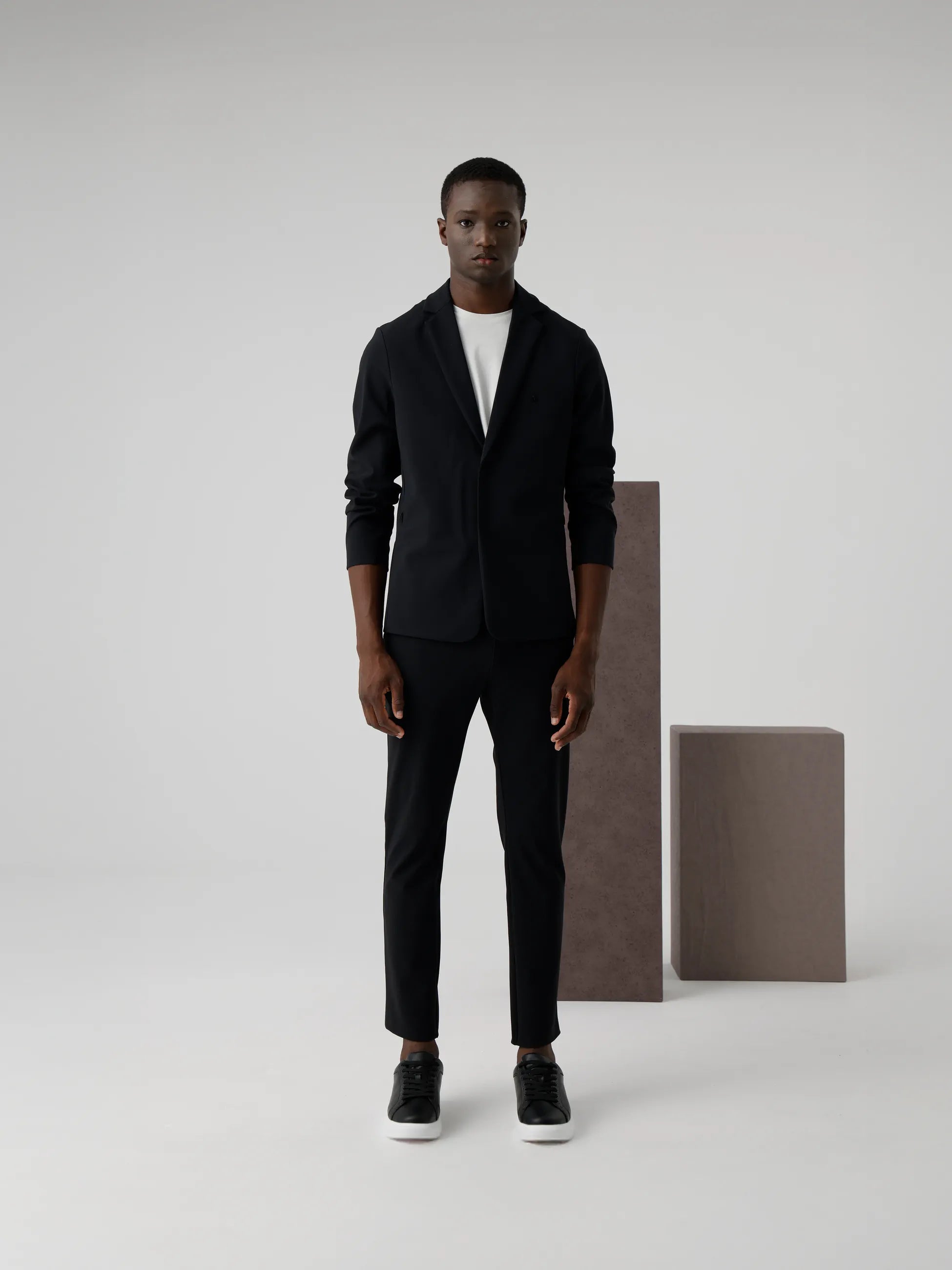 Isaora-Paramount Blazer-1-Milagron.com