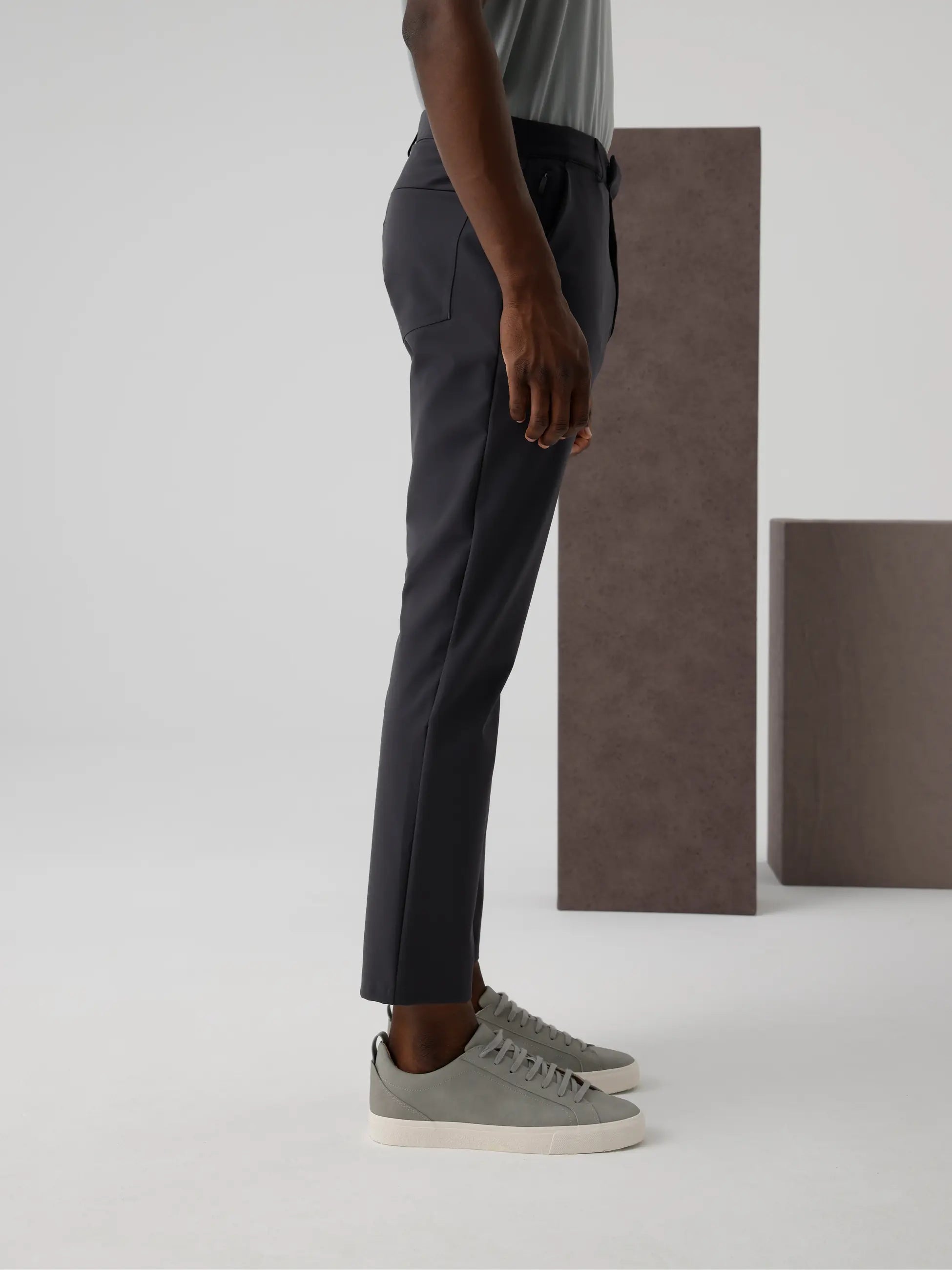 Isaora-Star Technical Chino-Pantolon-3-Milagron.com