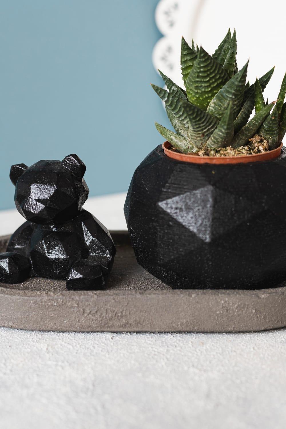 Jomo Tasarım-Beton Ayı Saksı Seti-Biblo-1-Milagron.com