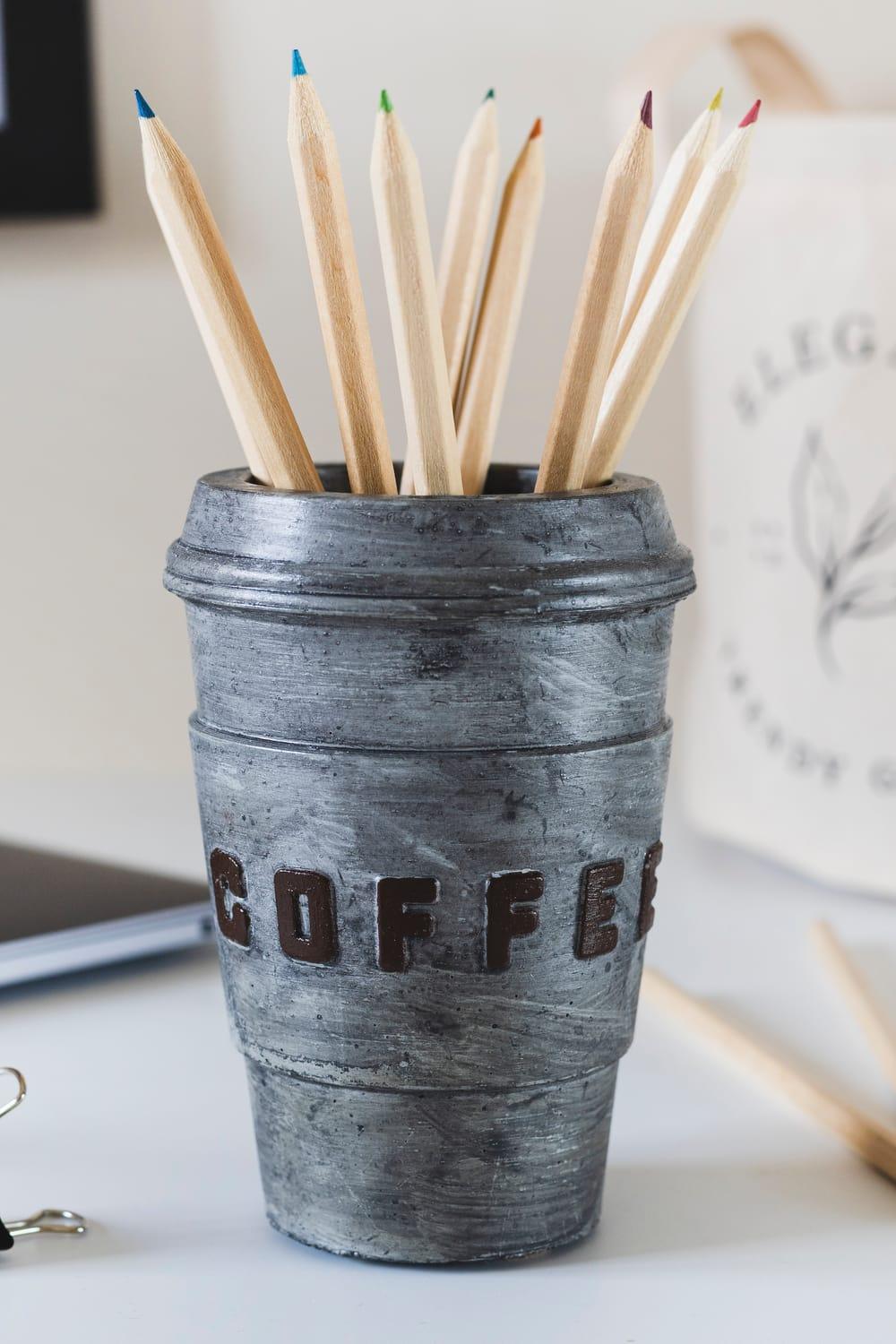 Jomo Tasarım-Beton Kahve Bardağı Kalemlik-Kalemlik-1-Milagron.com