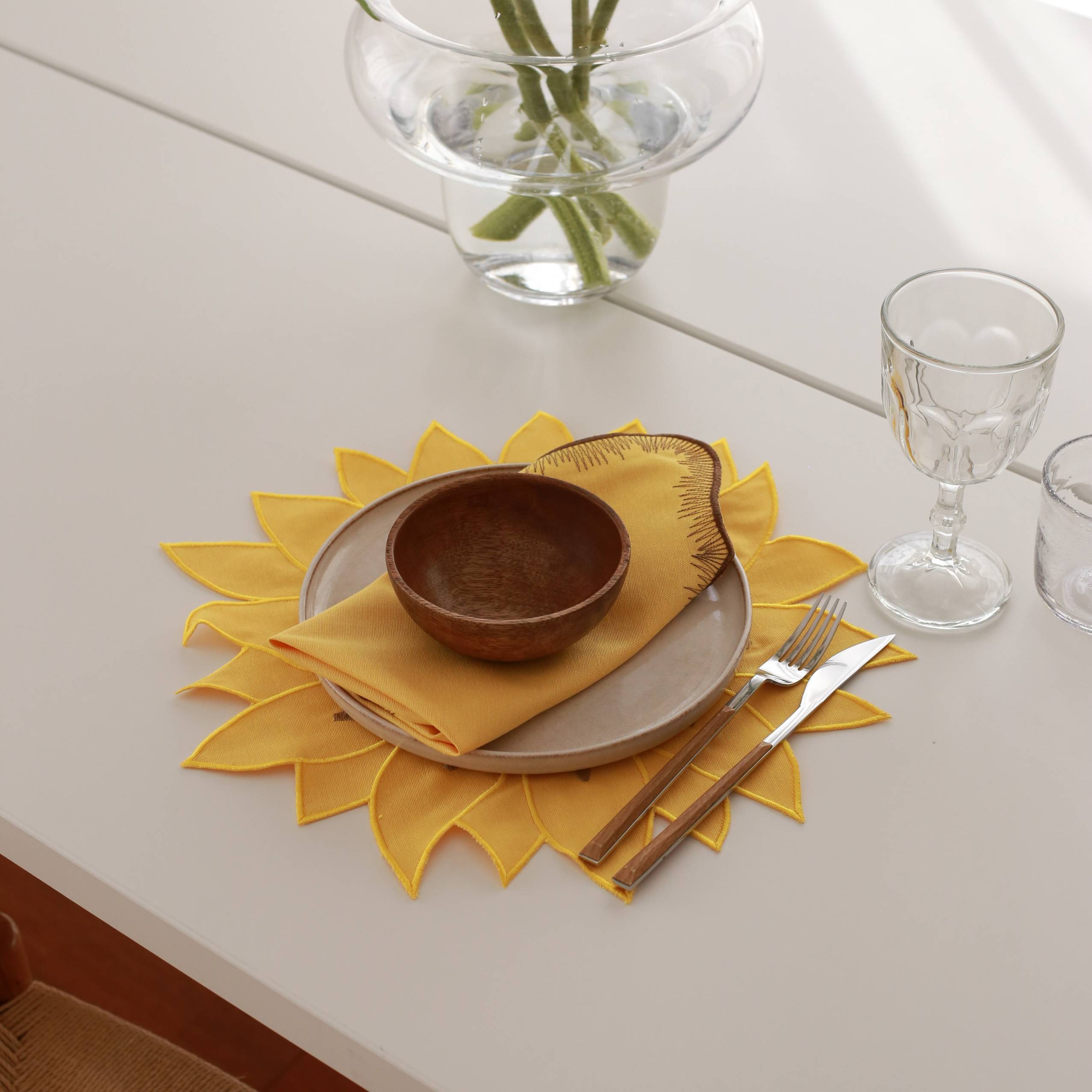 KM Home Collection-2'li Set Ayçiçek Desenli Pamuk Amerikan Servis-Sunum Aksesuarları-4-Milagron.com