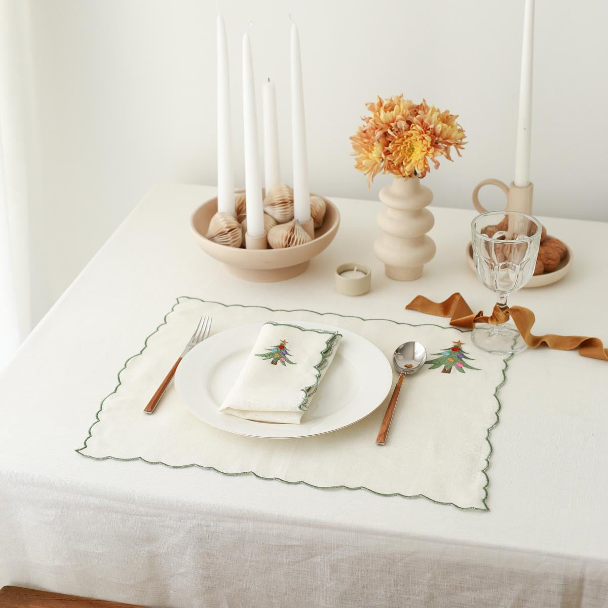 KM Home Collection-2'li Set Çam Ağacı İşlemeli Keten Peçete-Peçete-2-Milagron.com