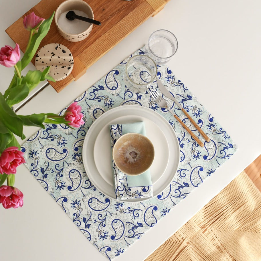 KM Home Collection-2'li Set Çiçek Motifli Peçete-Peçete-2-Milagron.com