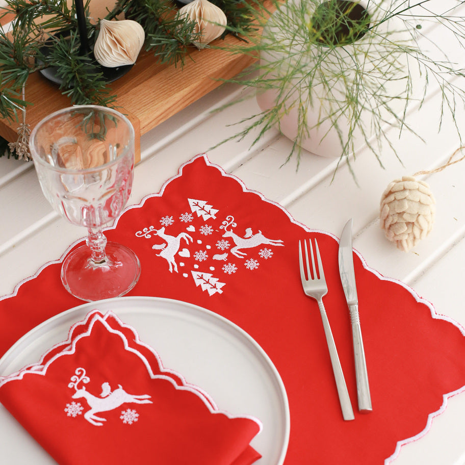 KM Home Collection-2'li Set Geyik İşlemeli Pamuk Amerikan Servis-Sunum Aksesuarları-2-Milagron.com