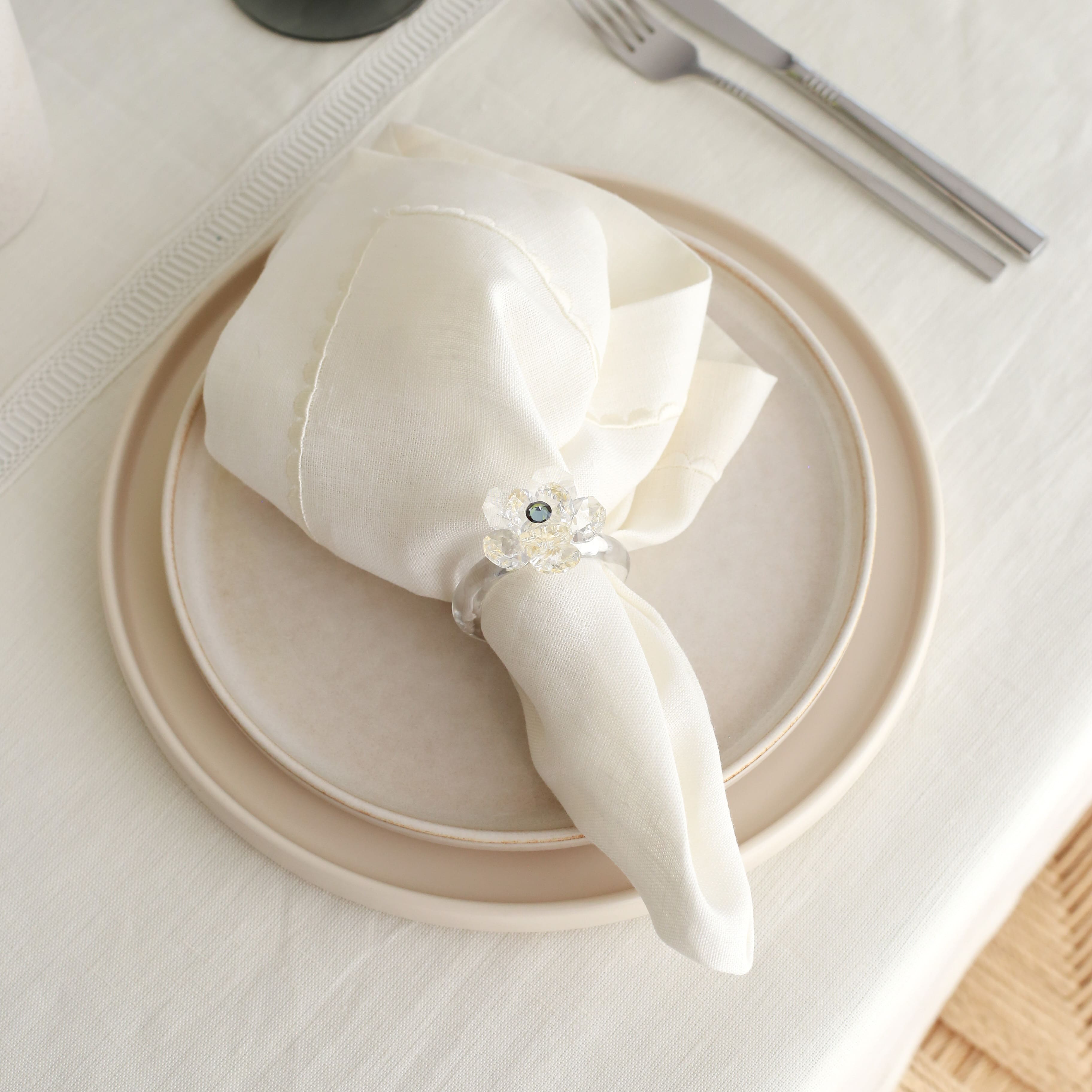 KM Home Collection-2'li Set Kristal Çiçek Motifli Peçetelik-Peçete-1-Milagron.com