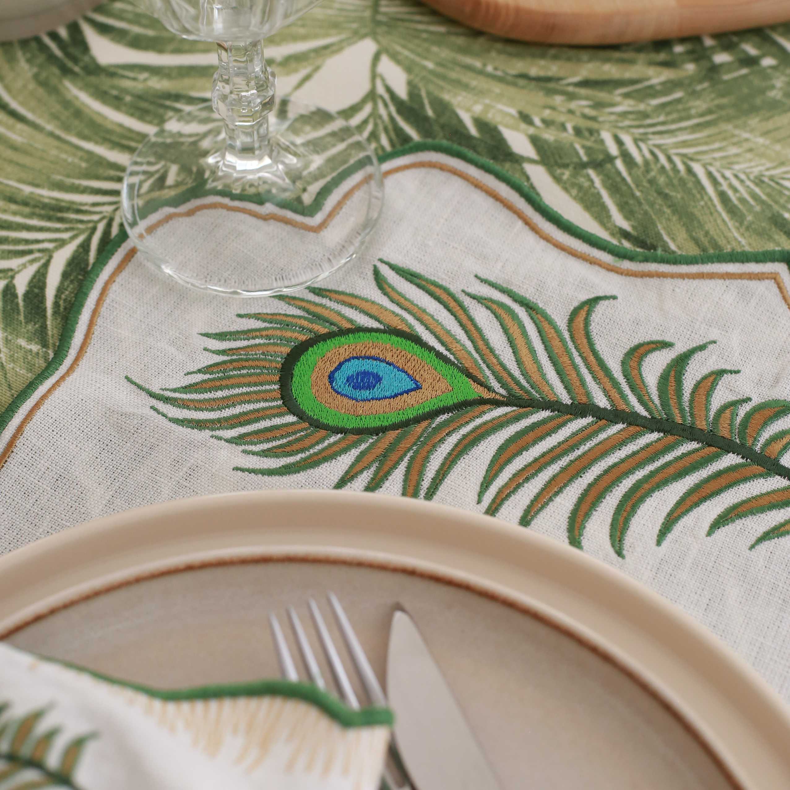 KM Home Collection-2'li Set Yeşil Yaprak İşlemeli Keten Amerikan Servis-Sunum Aksesuarları-4-Milagron.com