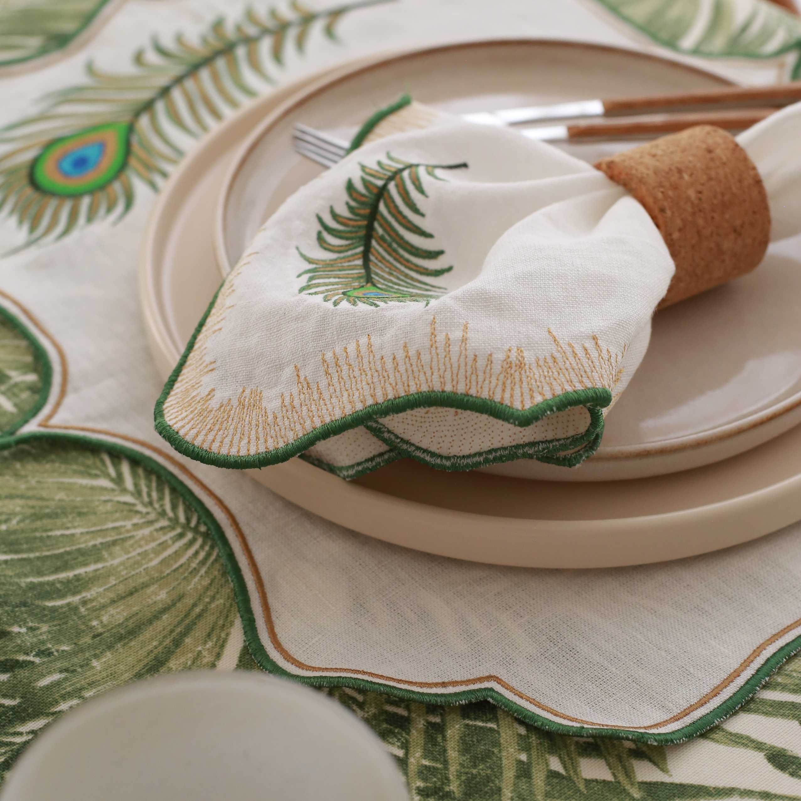 KM Home Collection-2'li Set Yeşil Yaprak İşlemeli Keten Amerikan Servis-Sunum Aksesuarları-5-Milagron.com