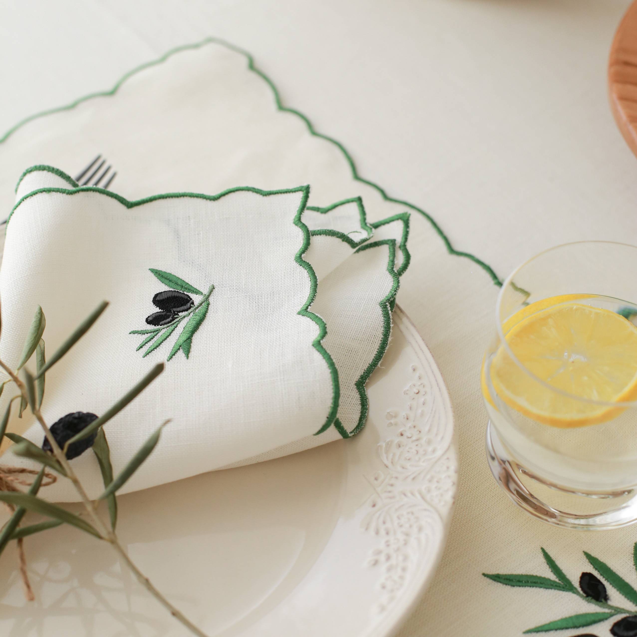 KM Home Collection-2'li Set Zeytin İşlemeli Keten Peçete-Peçete-1-Milagron.com